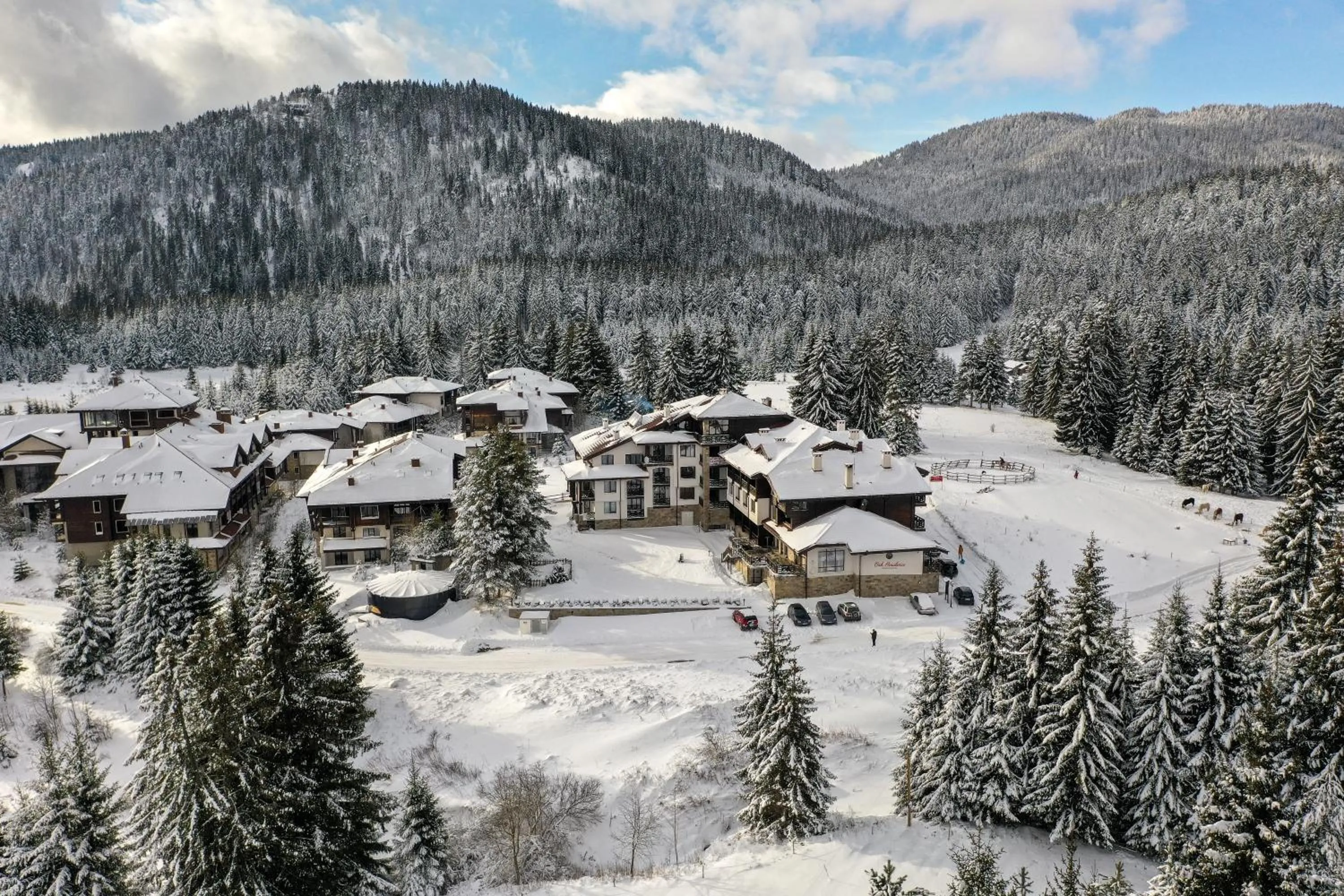 Property building in Oak Residence Hotel & Relax