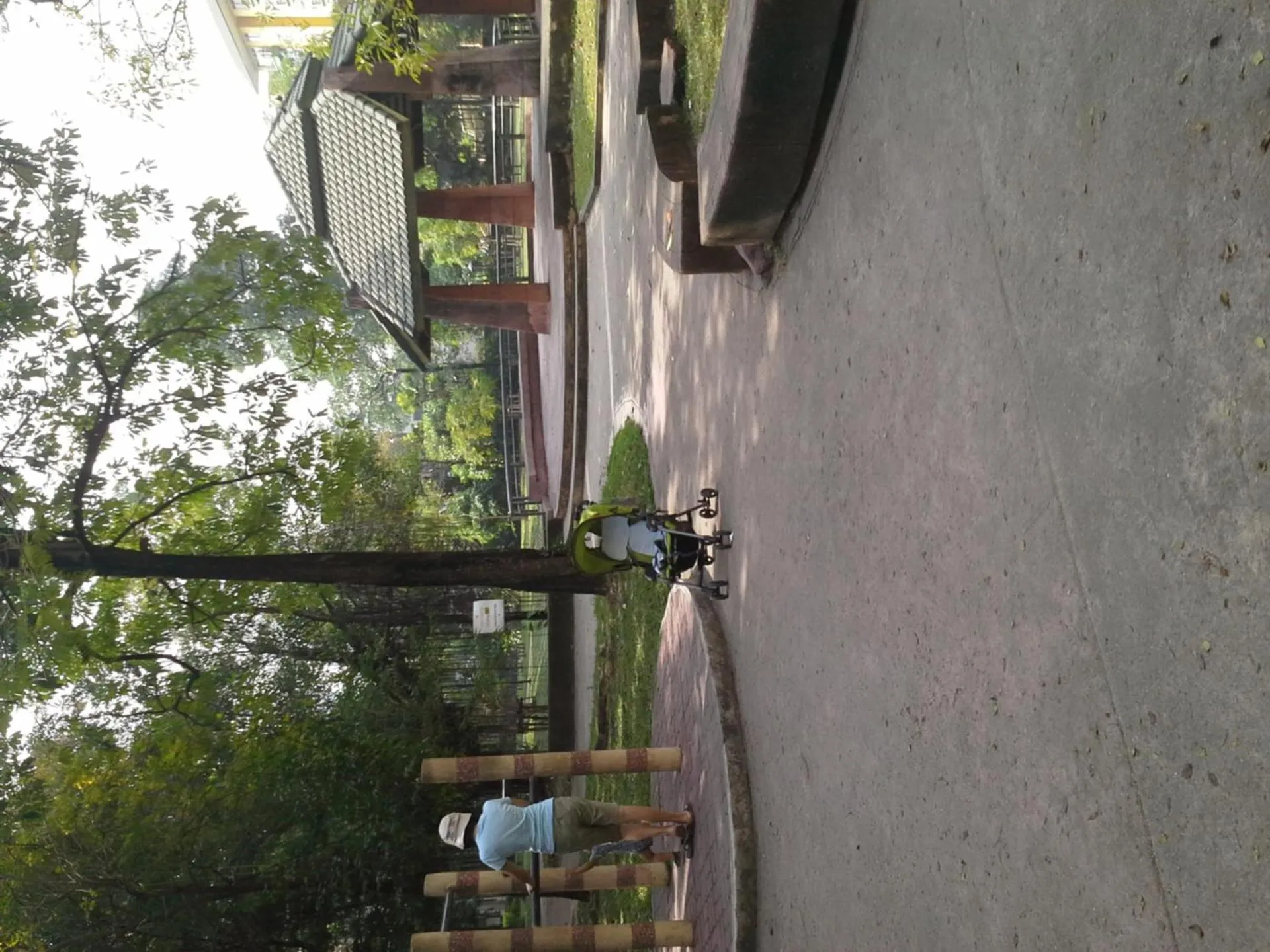 Garden in The Park Land Bangna by Nudda