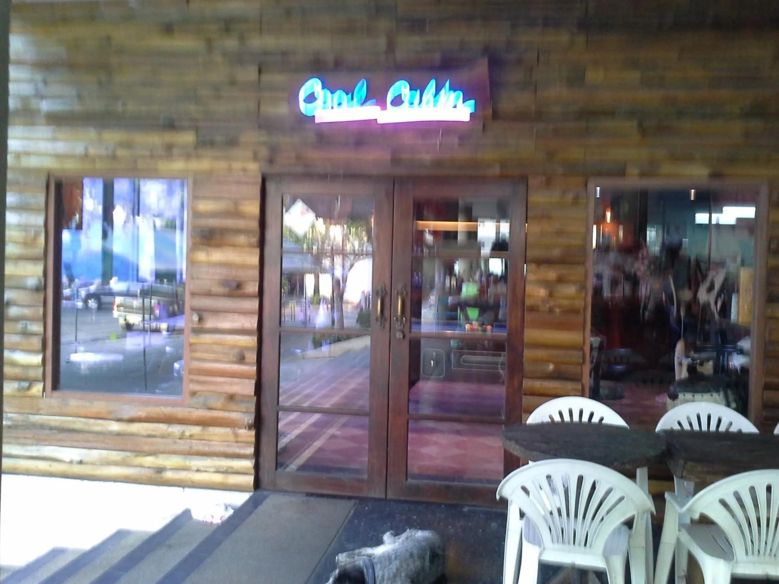 Alcoholic drinks in The Park Land Bangna by Nudda