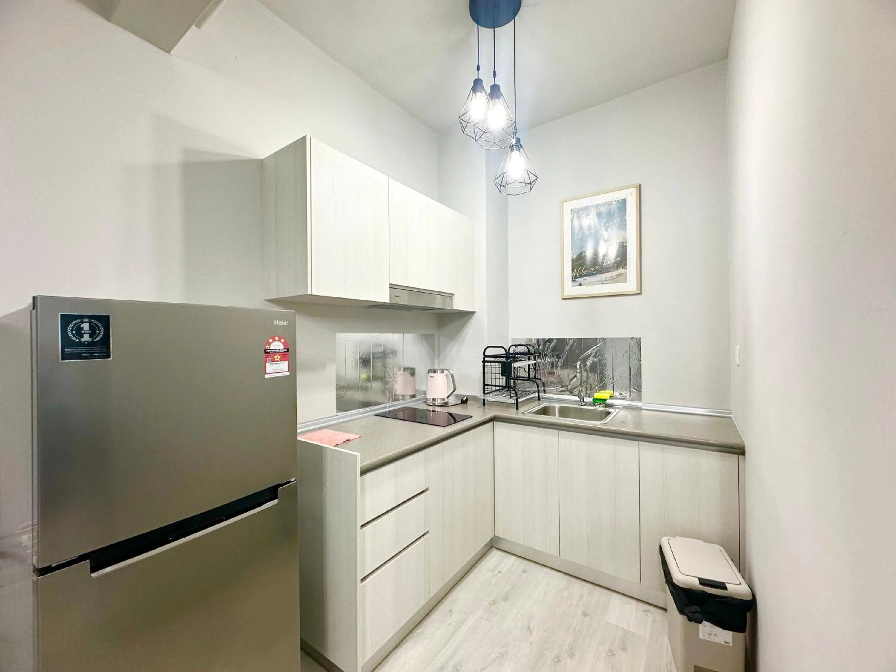 Kitchen or kitchenette in Sunset Seaview Vacation Condos @ Jesselton Quay