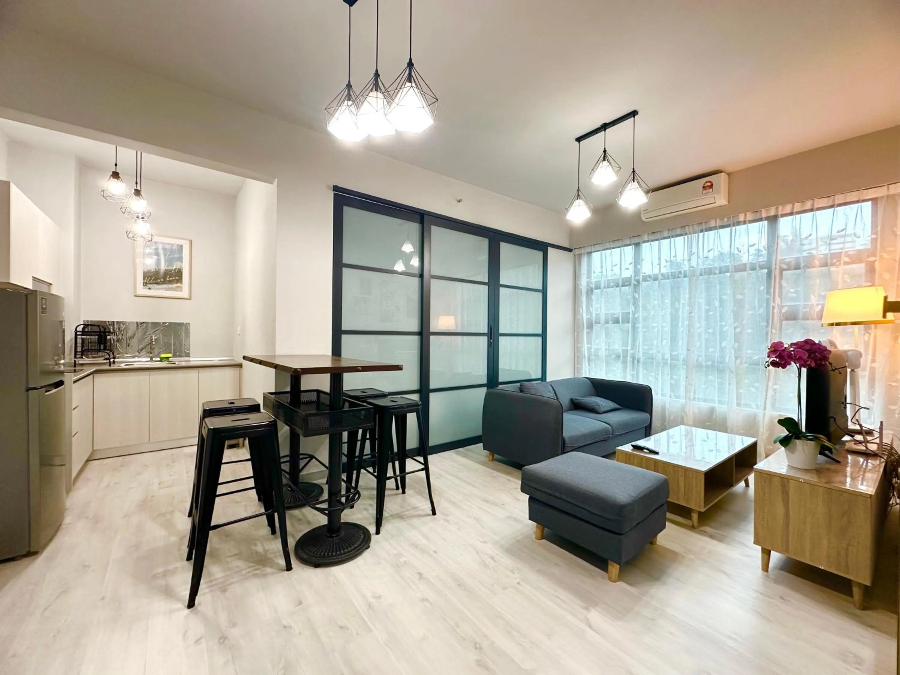 Kitchen or kitchenette in Sunset Seaview Vacation Condos @ Jesselton Quay