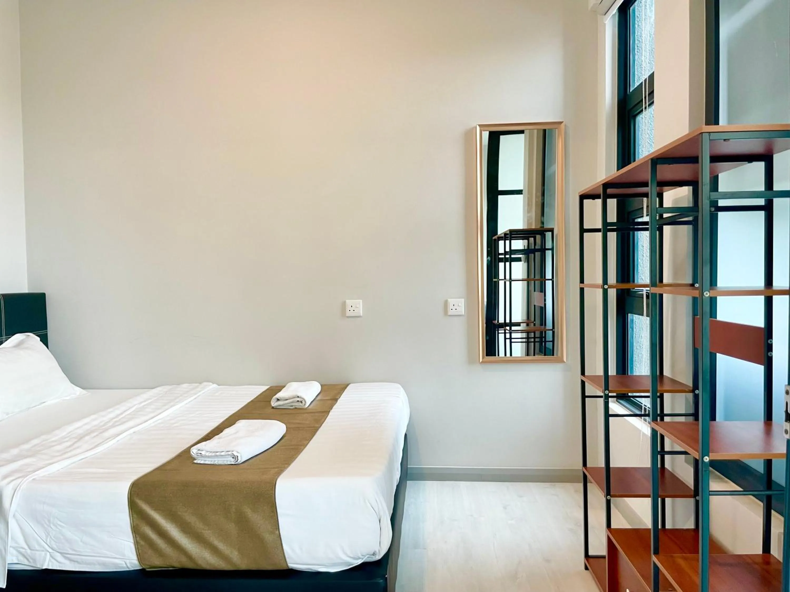 Bed in Sunset Seaview Vacation Condos @ Jesselton Quay