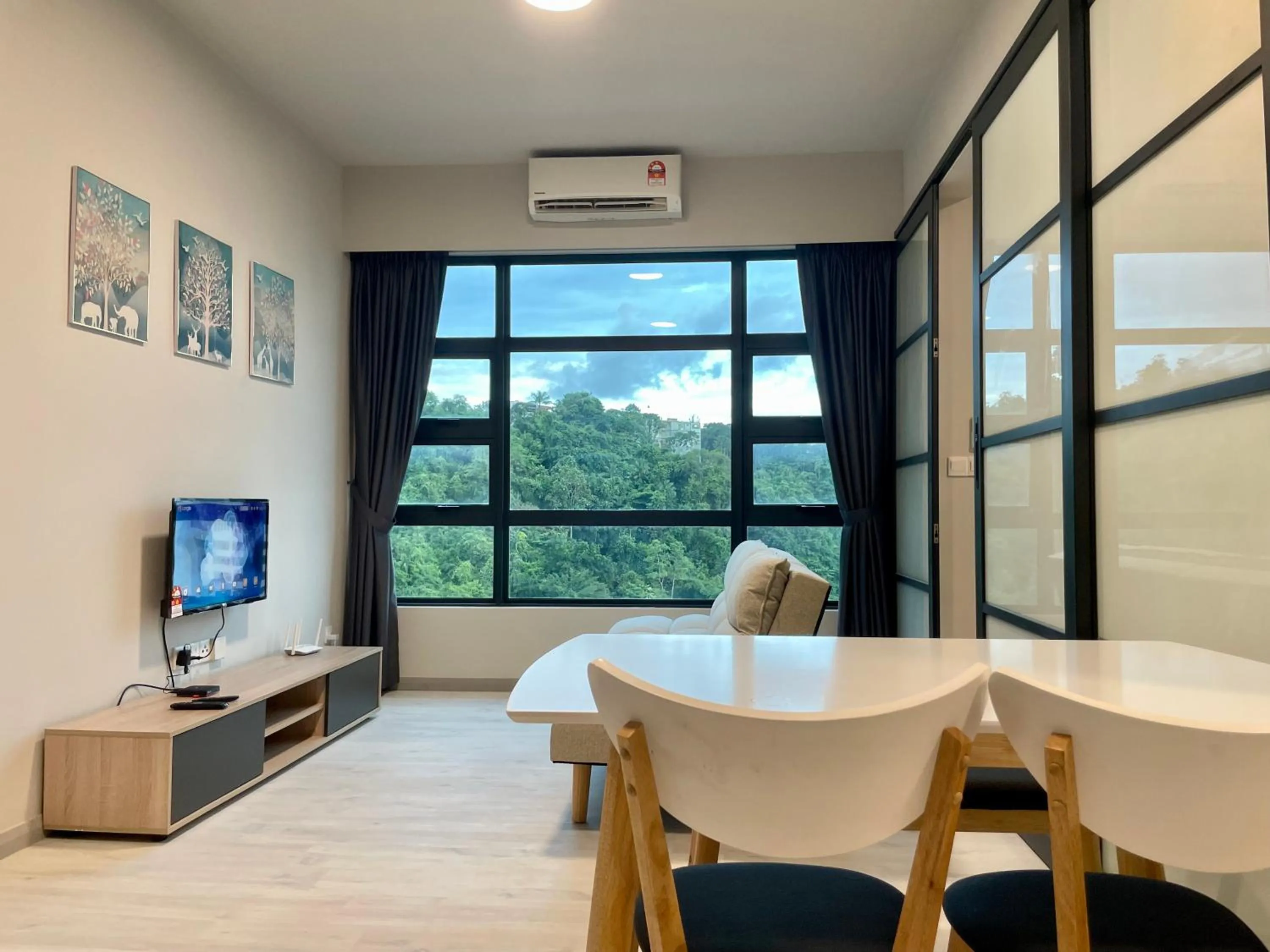 Living room in Sunset Seaview Vacation Condos @ Jesselton Quay