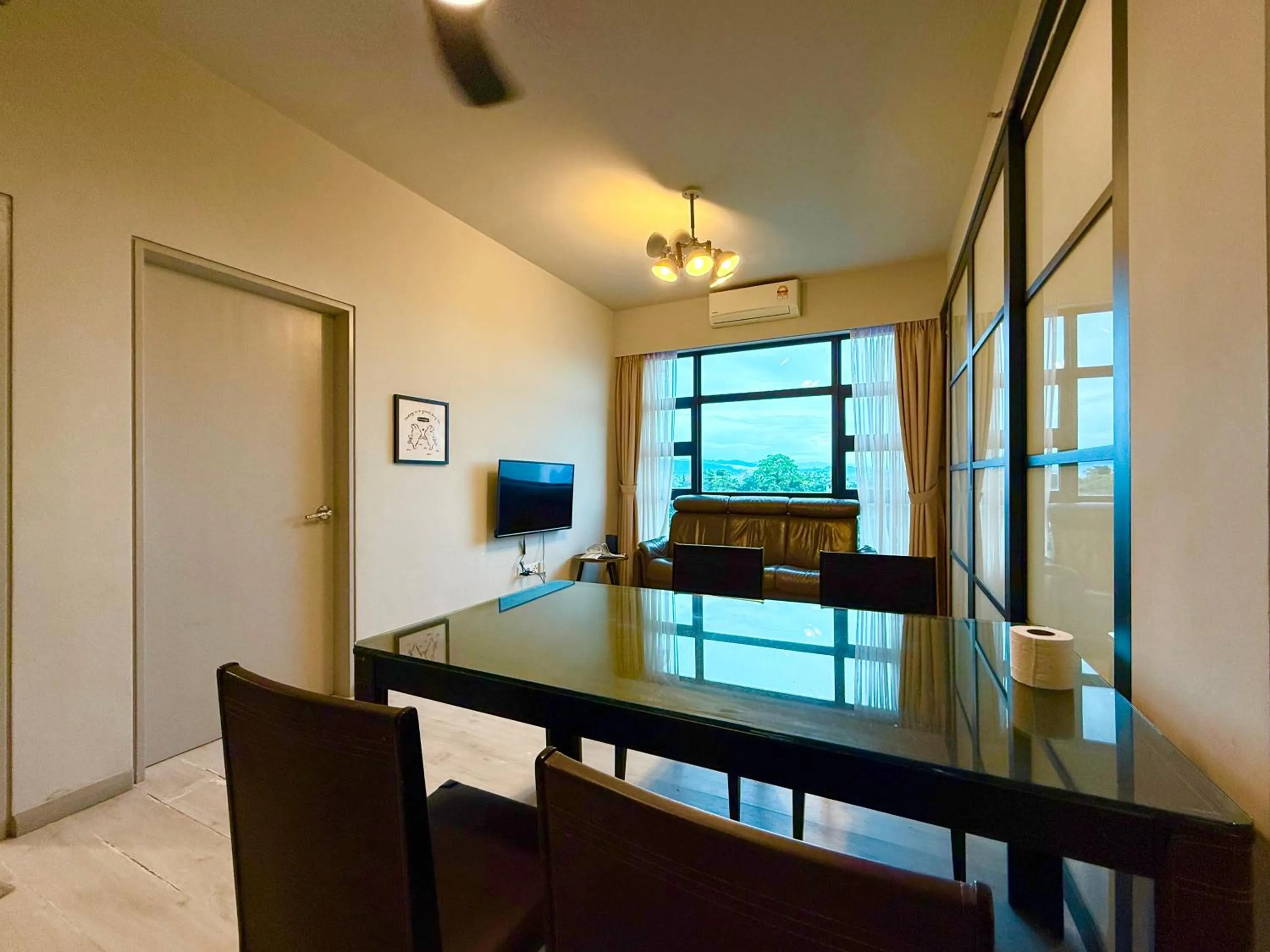 Living room in Sunset Seaview Vacation Condos @ Jesselton Quay