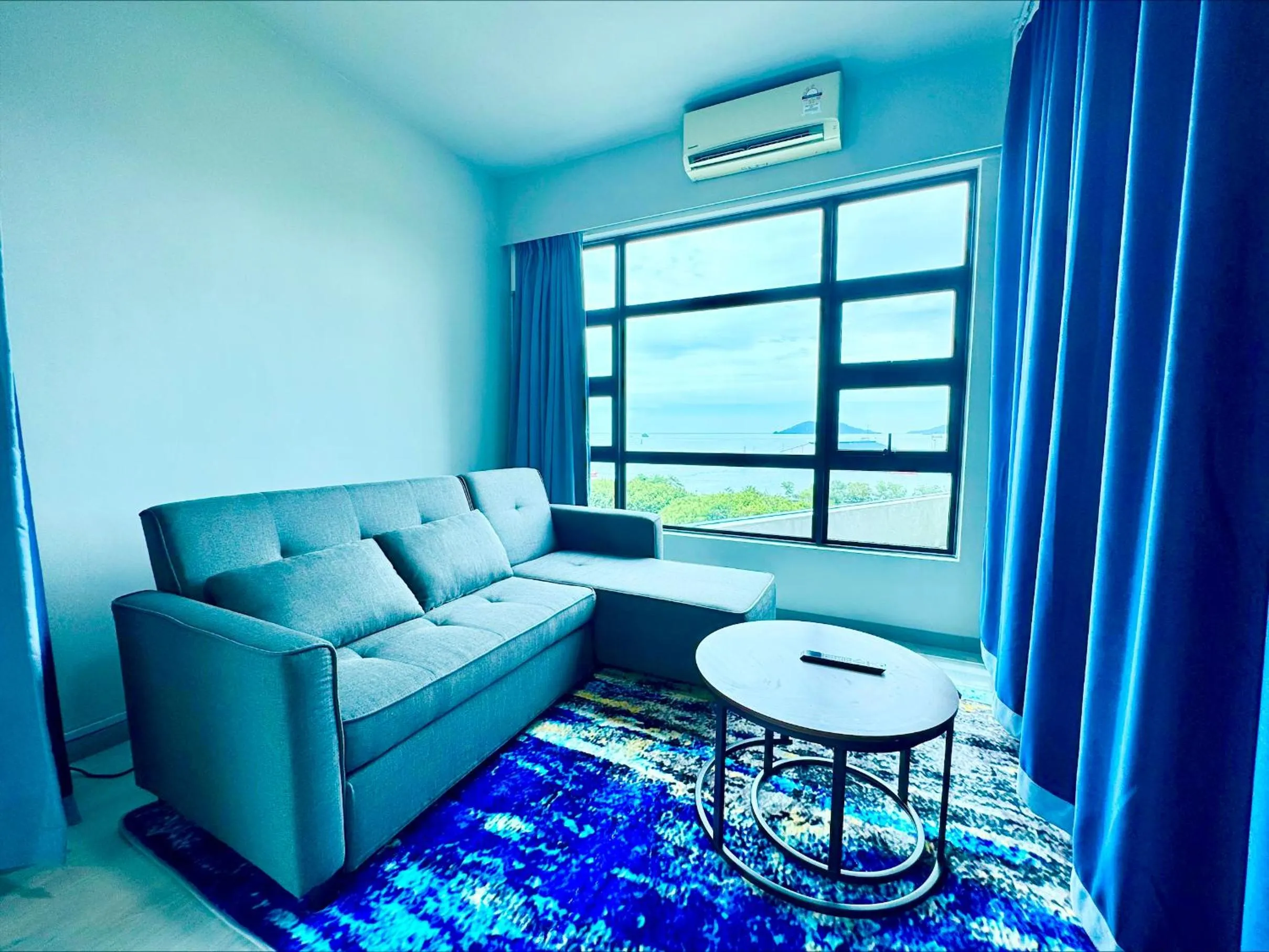 Living room in Sunset Seaview Vacation Condos @ Jesselton Quay