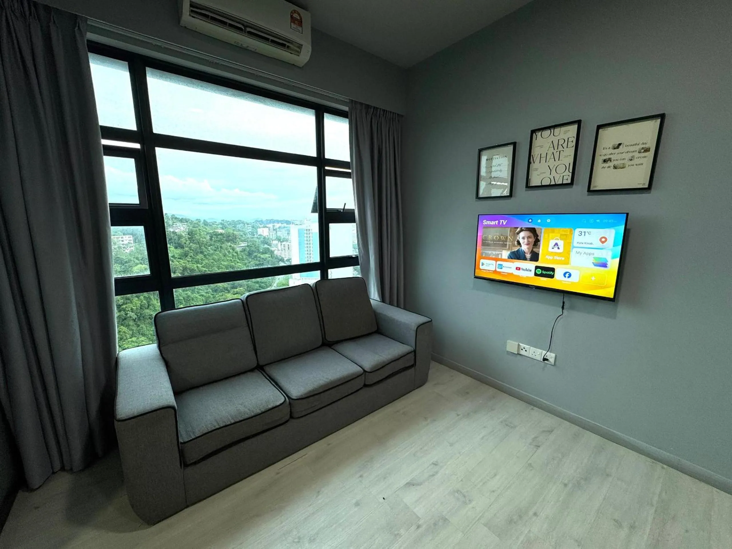 TV and multimedia in Sunset Seaview Vacation Condos @ Jesselton Quay
