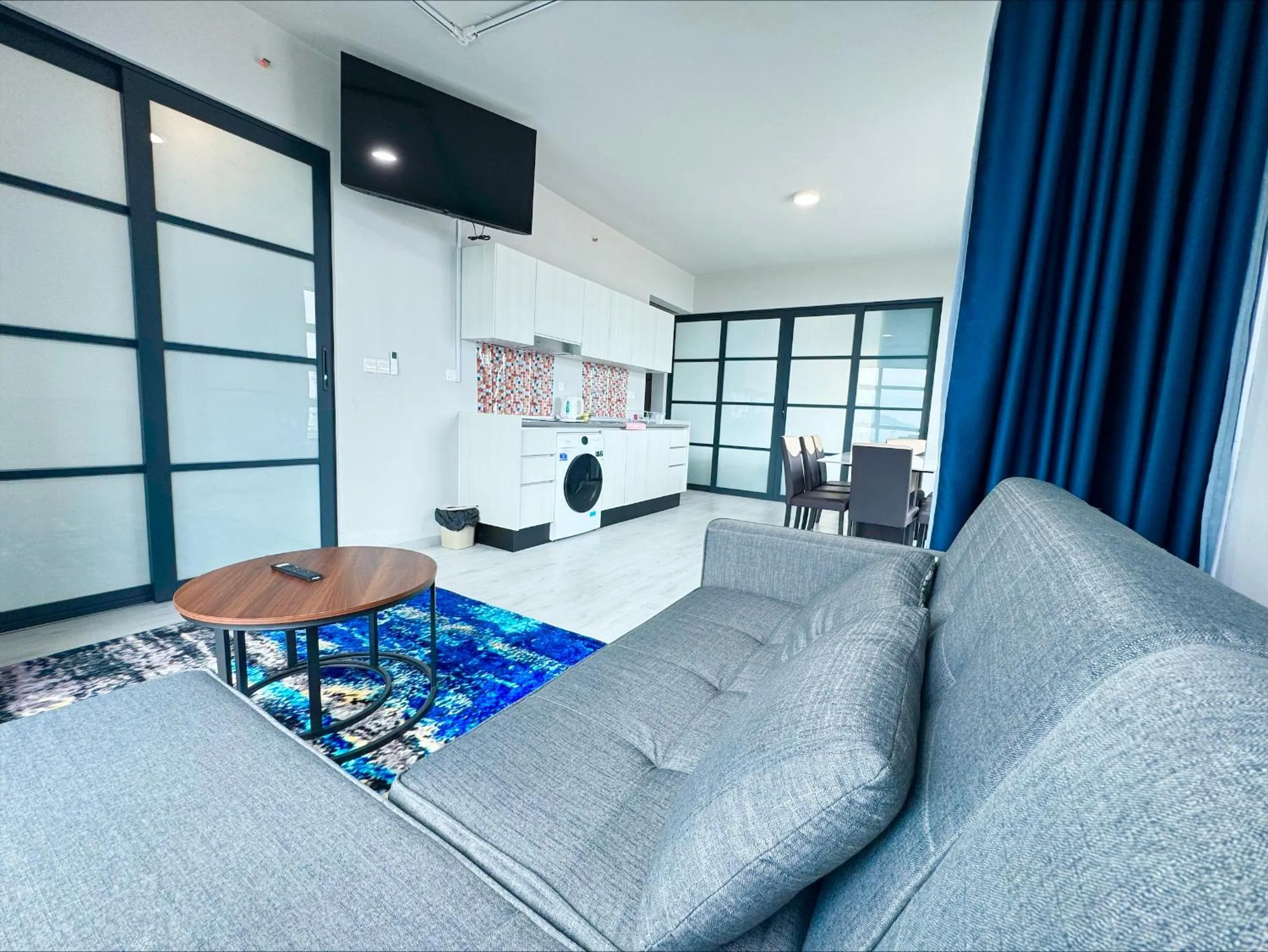 TV and multimedia in Sunset Seaview Vacation Condos @ Jesselton Quay