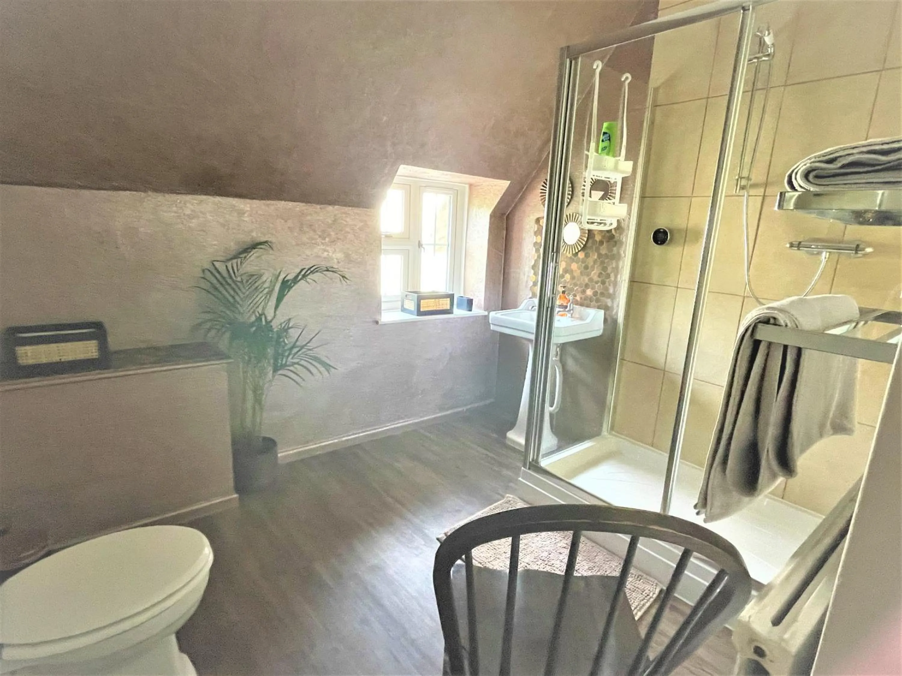 Shower in The Dairyman Suite