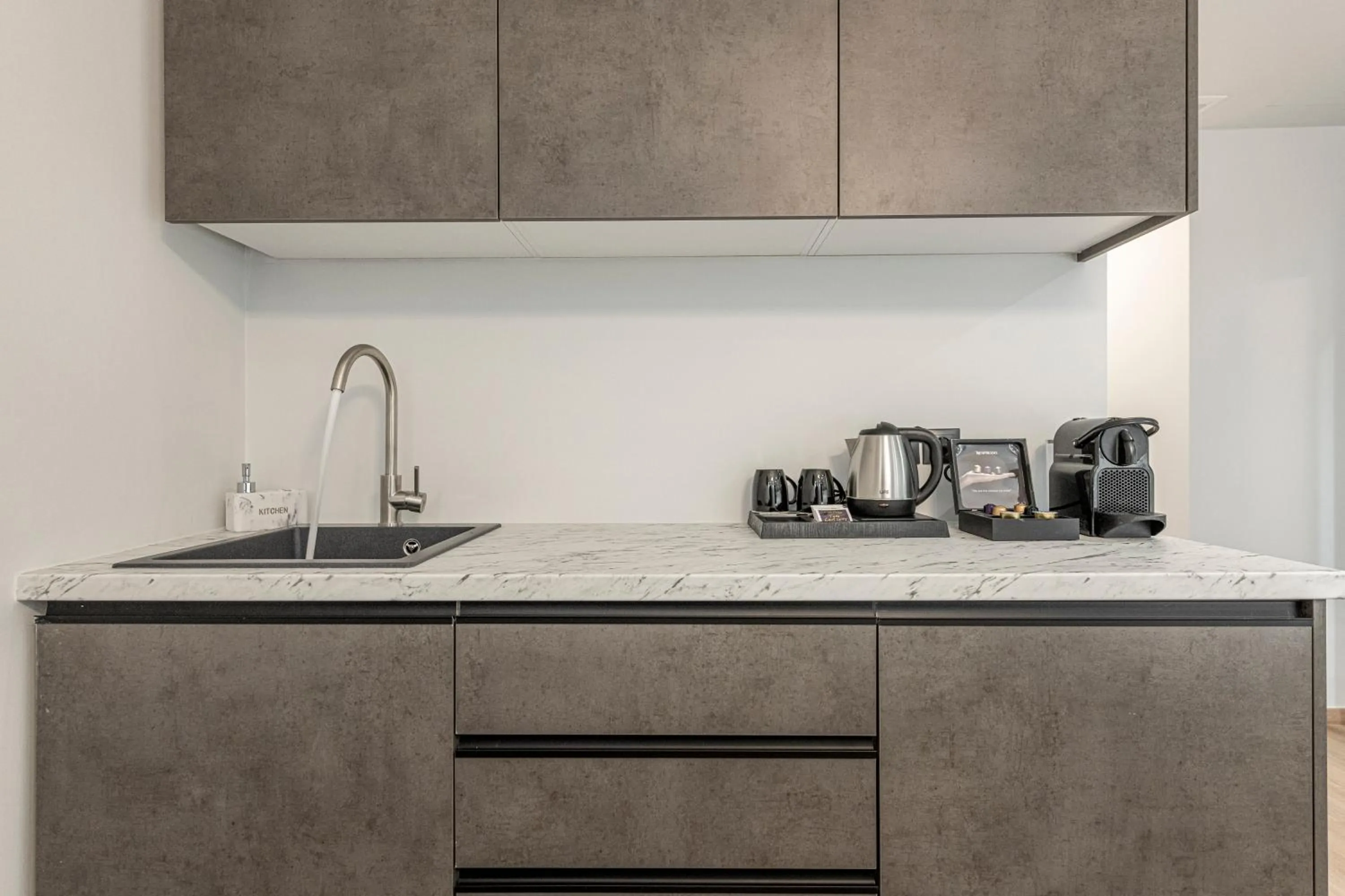 Coffee/tea facilities in Ethereal Athεns