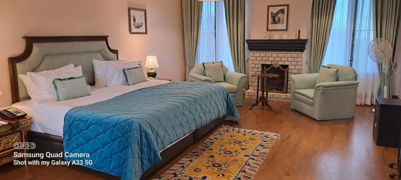 Bed in The Elgin Mount Pandim - Heritage Resort & Spa