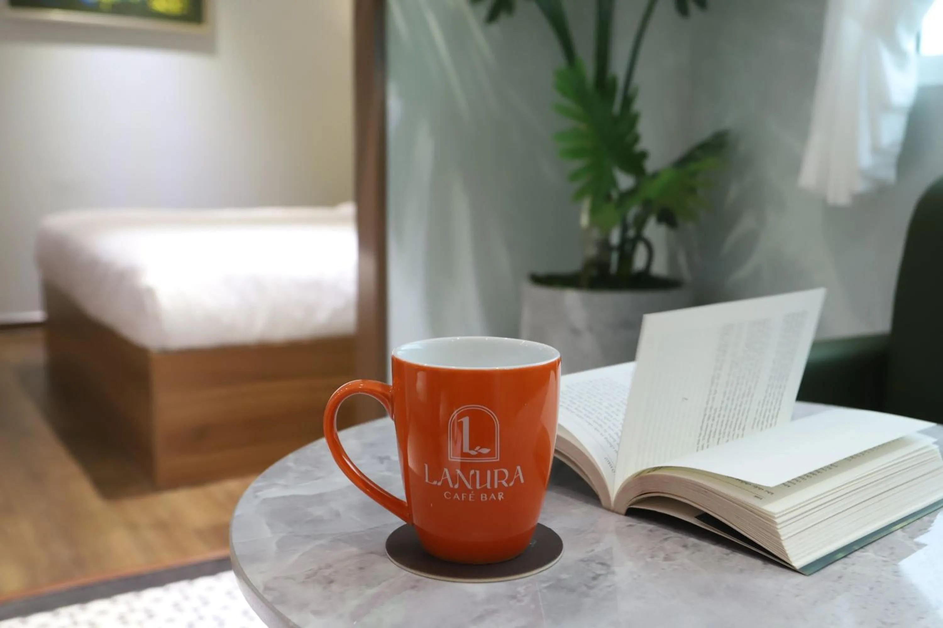 Bed in Lanura Apartments and Hotel