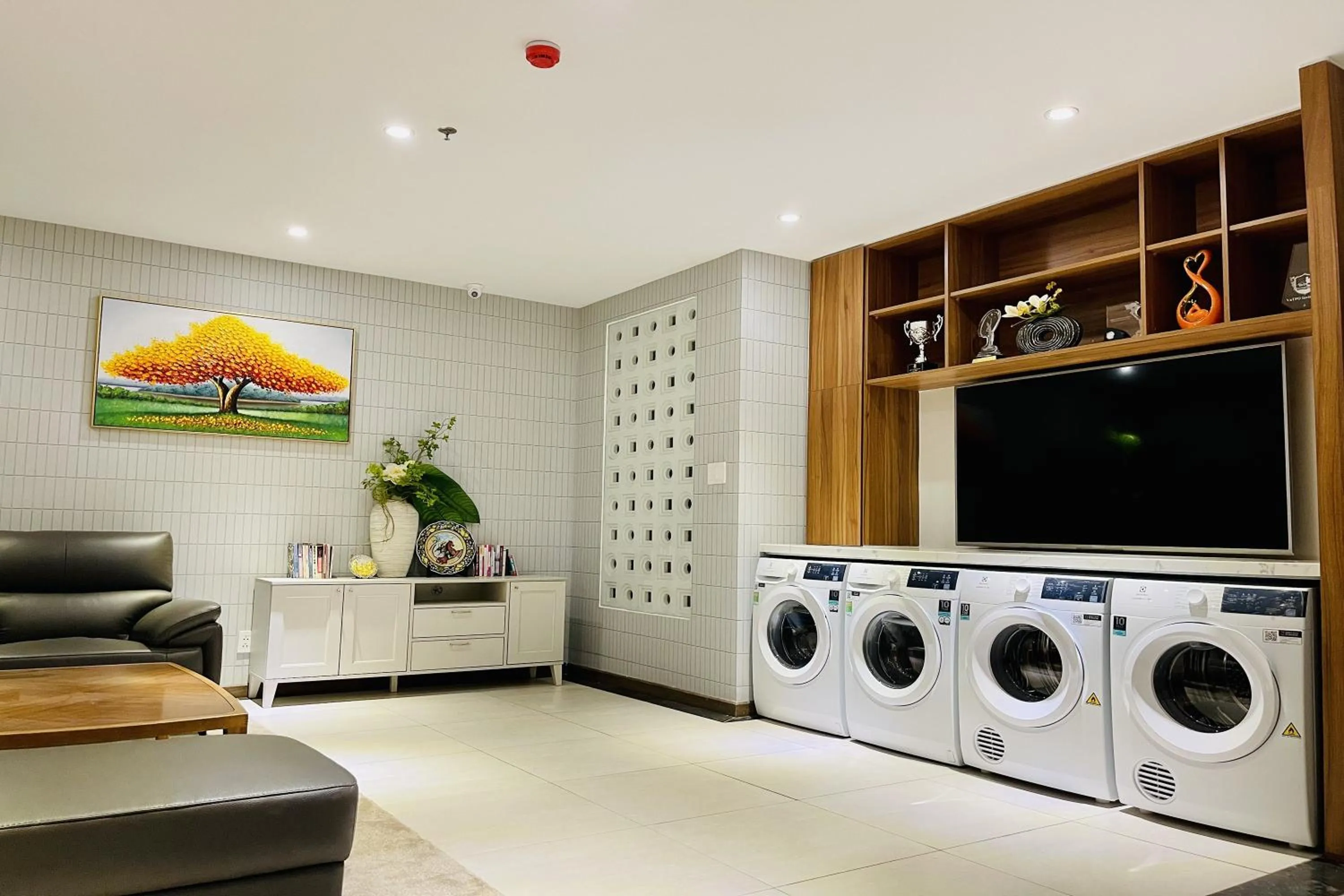 Area and facilities in Lanura Apartments and Hotel