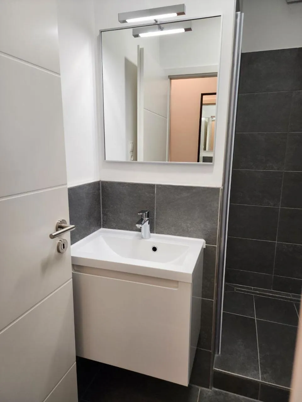 Bathroom in Davin City Aparments - Self-Check-In