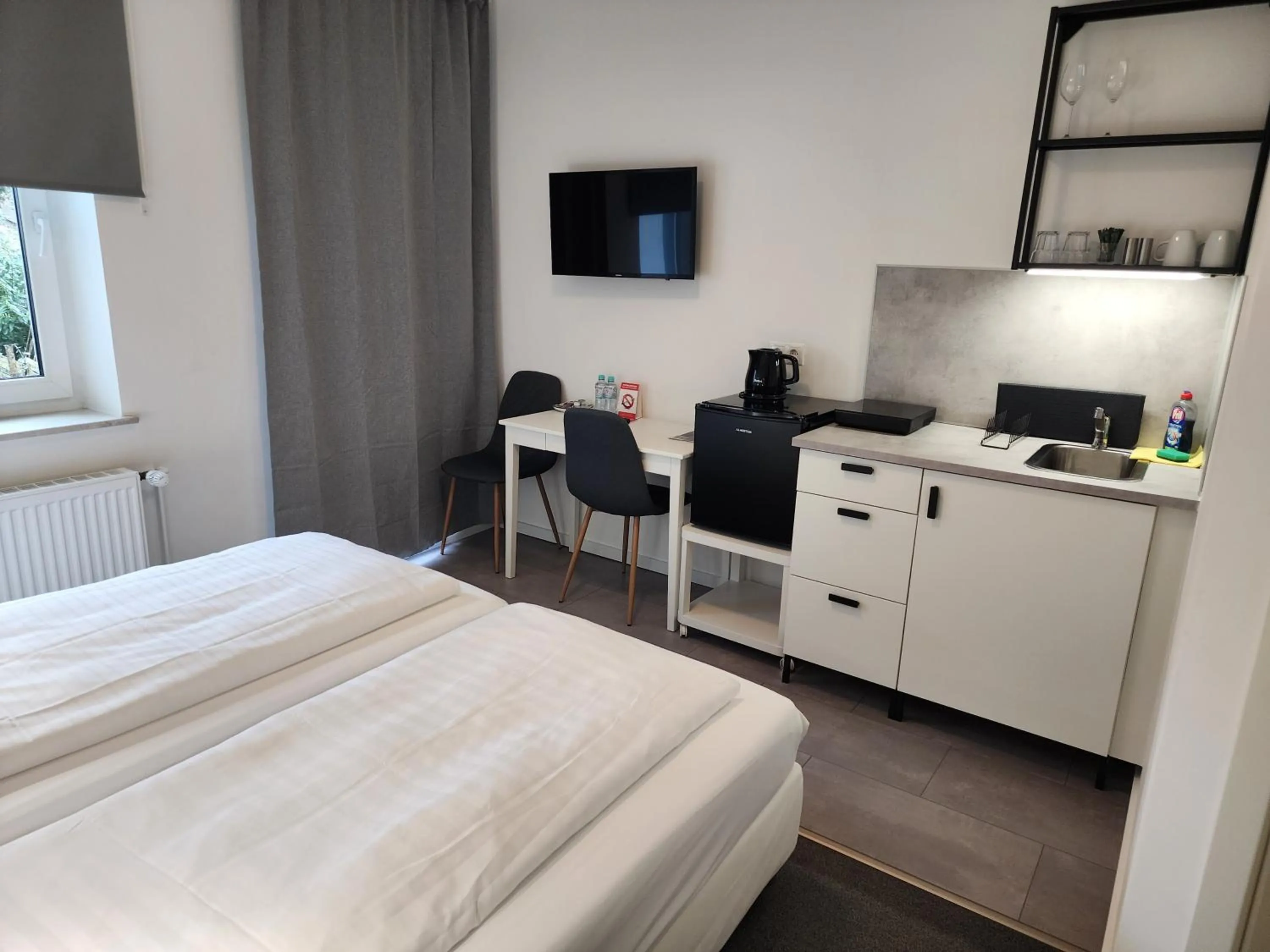 TV and multimedia, Bed in Davin City Aparments - Self-Check-In