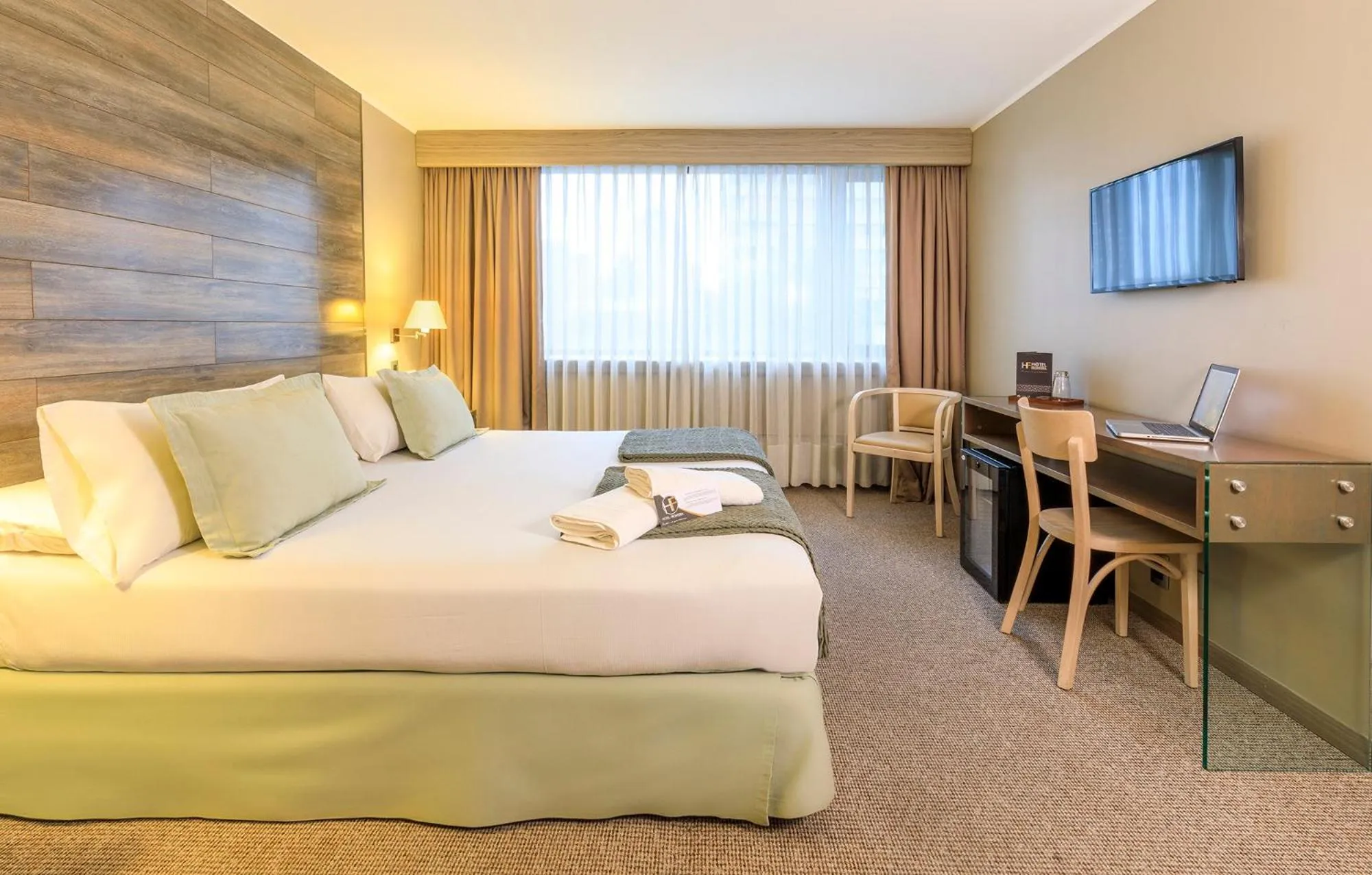 Bed in Hotel Frontera Plaza