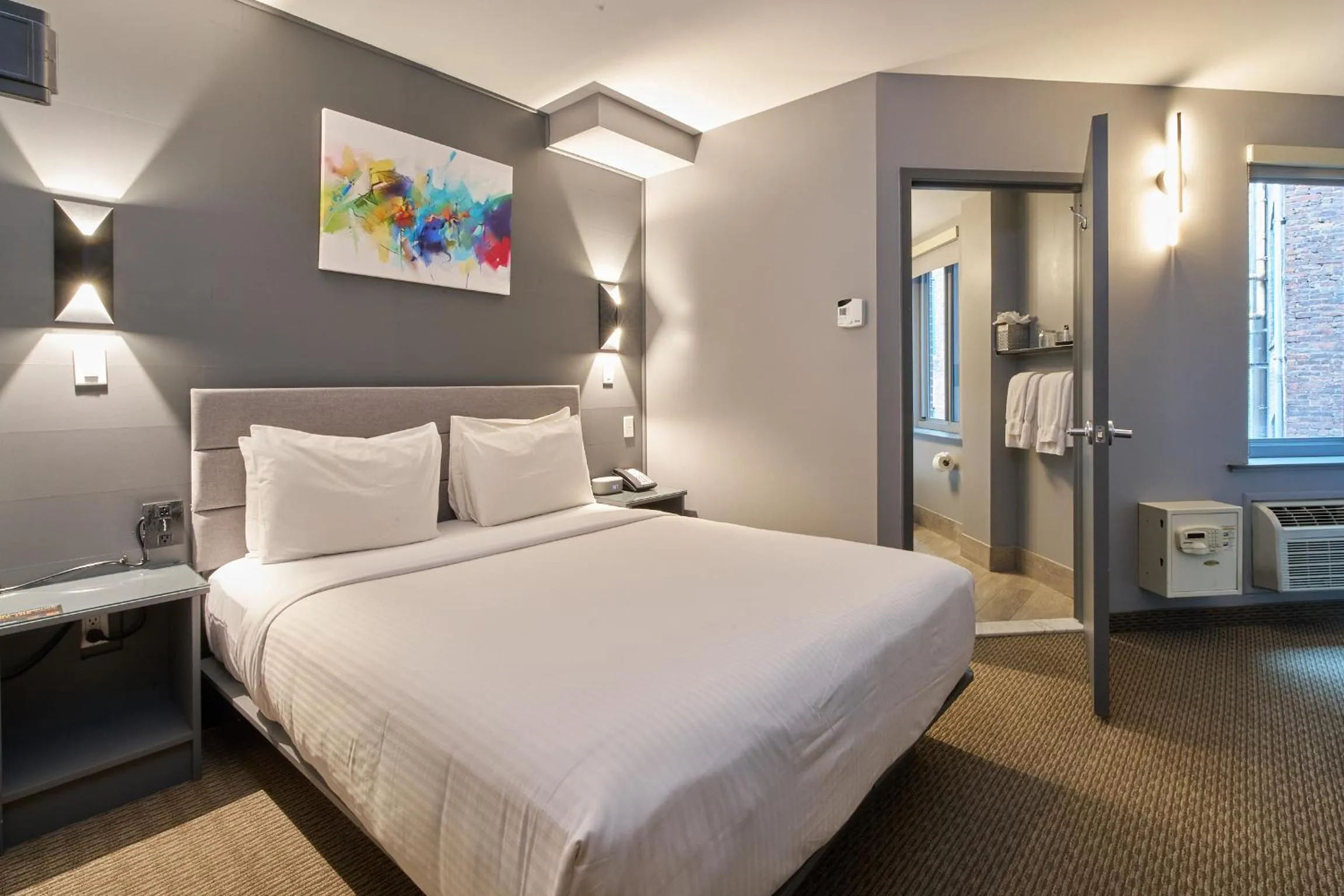 Bedroom, Bed in Lex Hotel NYC