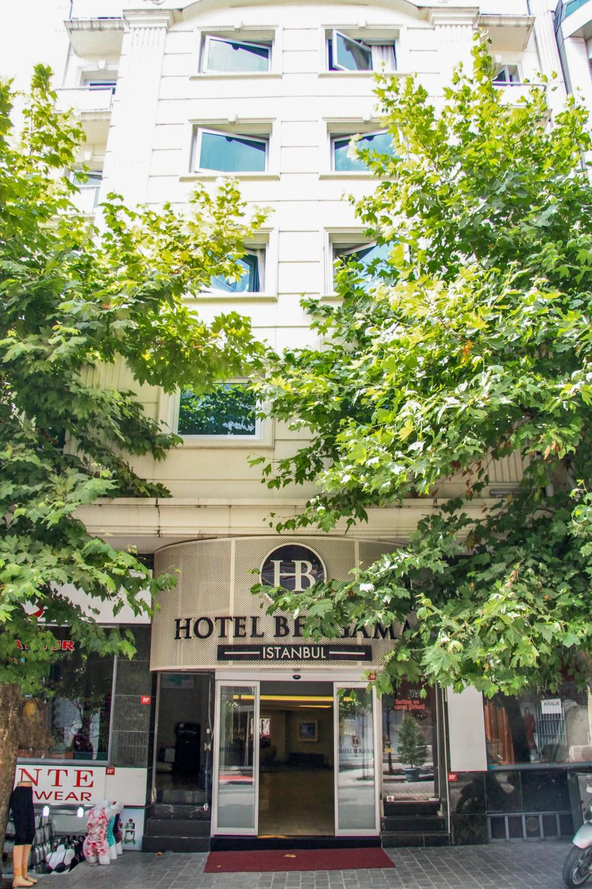 Facade/entrance, Property Building in Bergama Hotel