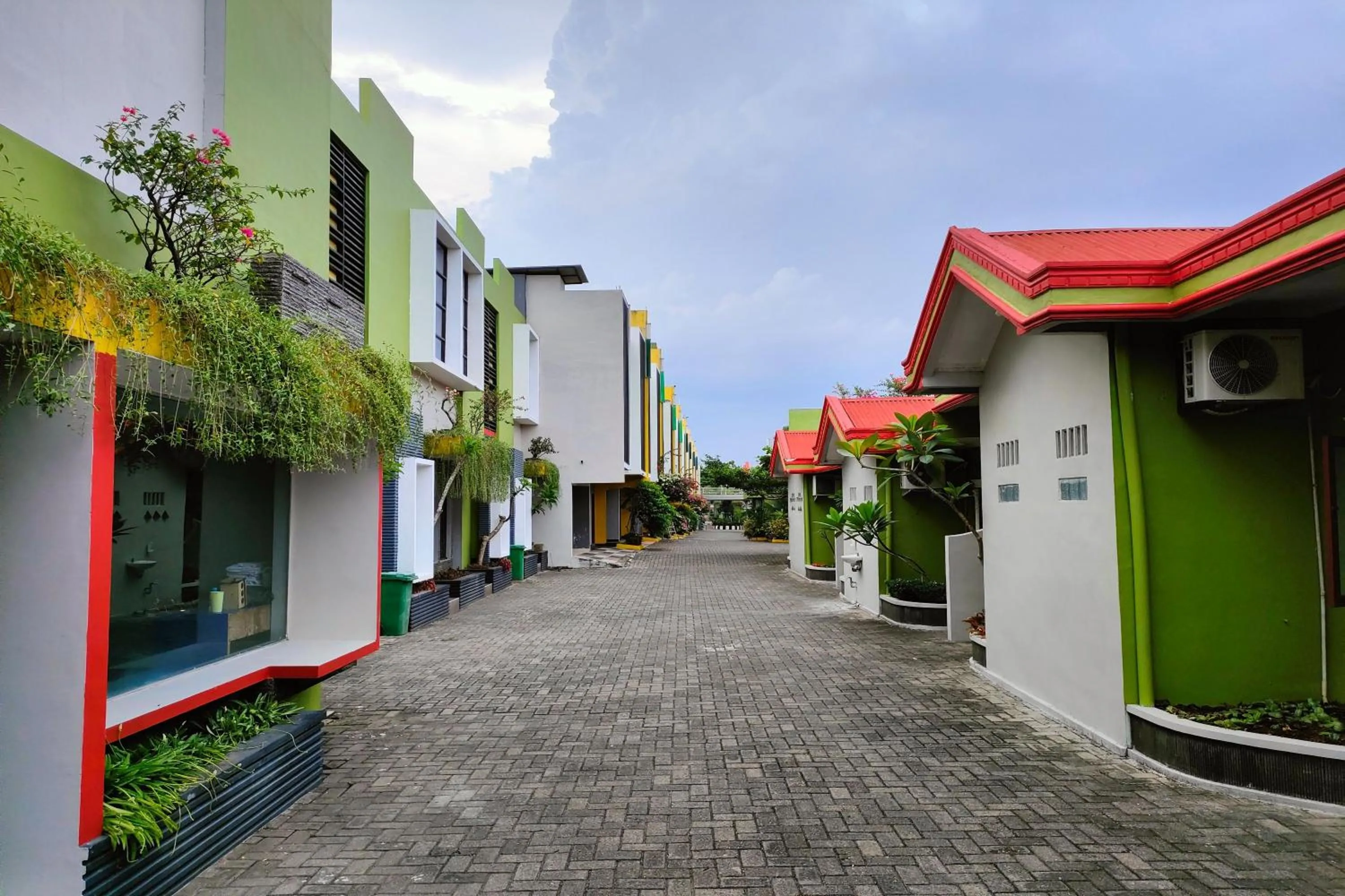 Property building in Lonari Hotel