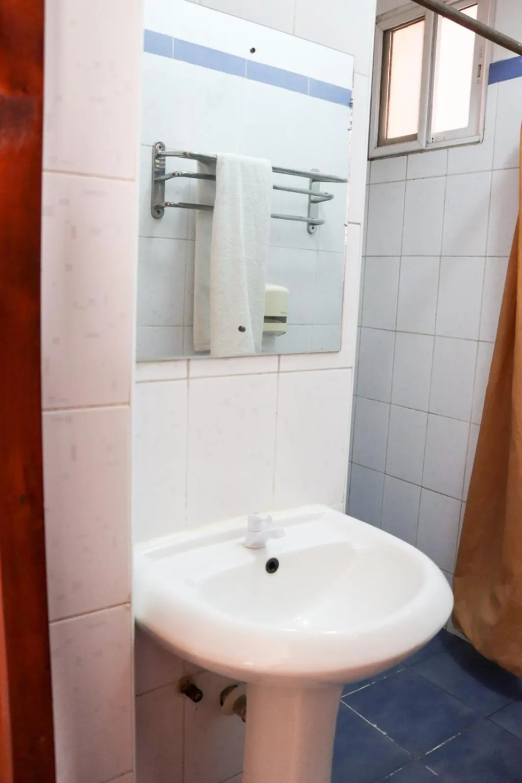 Bathroom in Bridge Hotel Mombasa