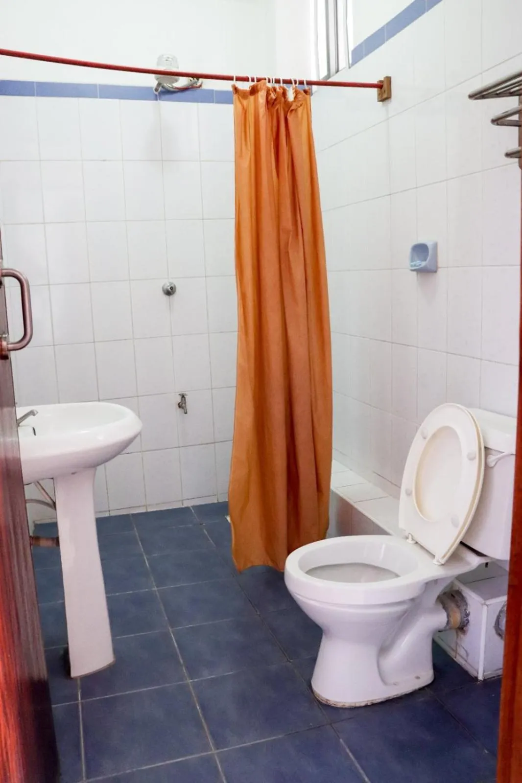 Bathroom in Bridge Hotel Mombasa