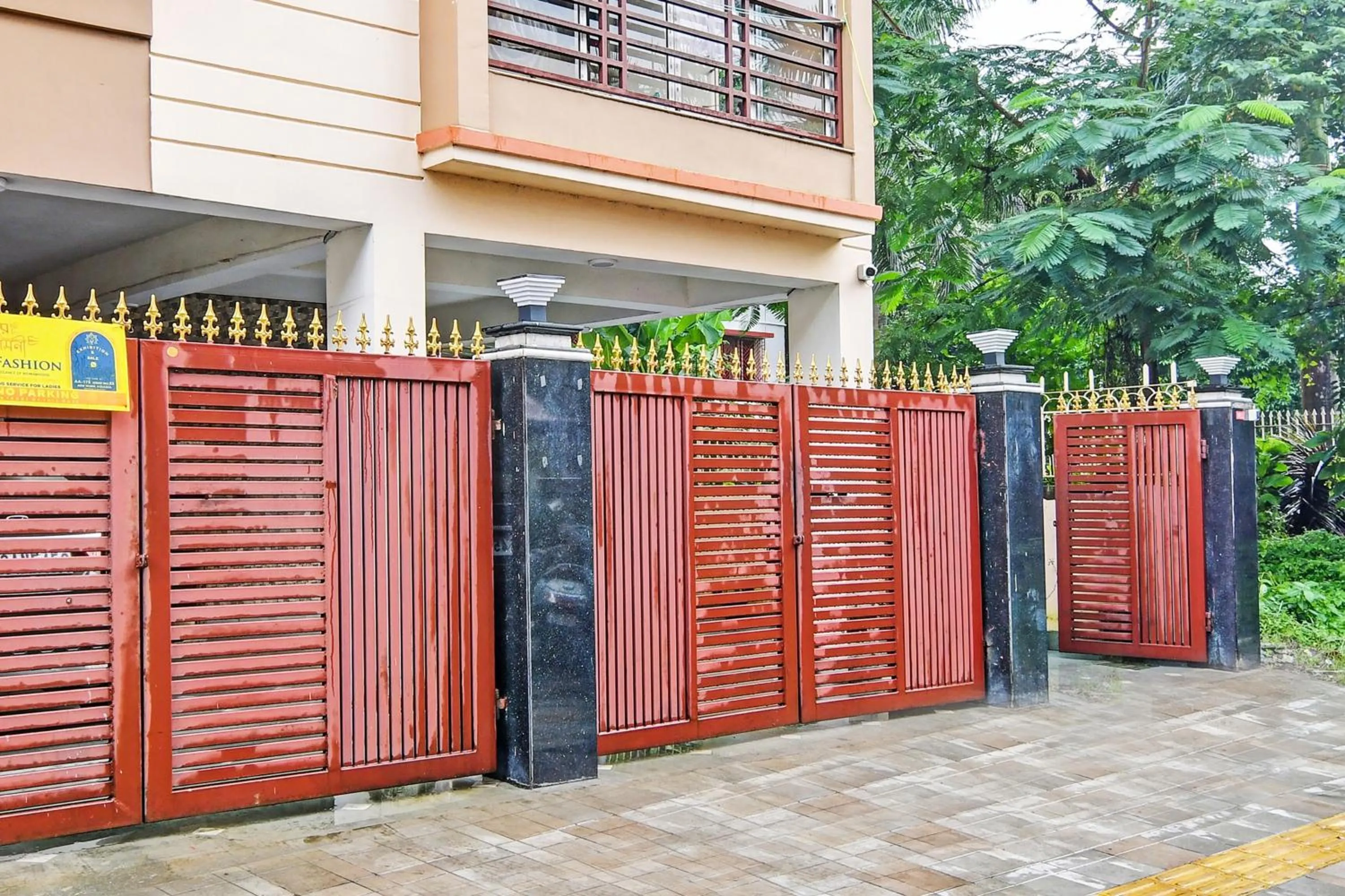 Facade/entrance in Hotel O Annapurna Plaza
