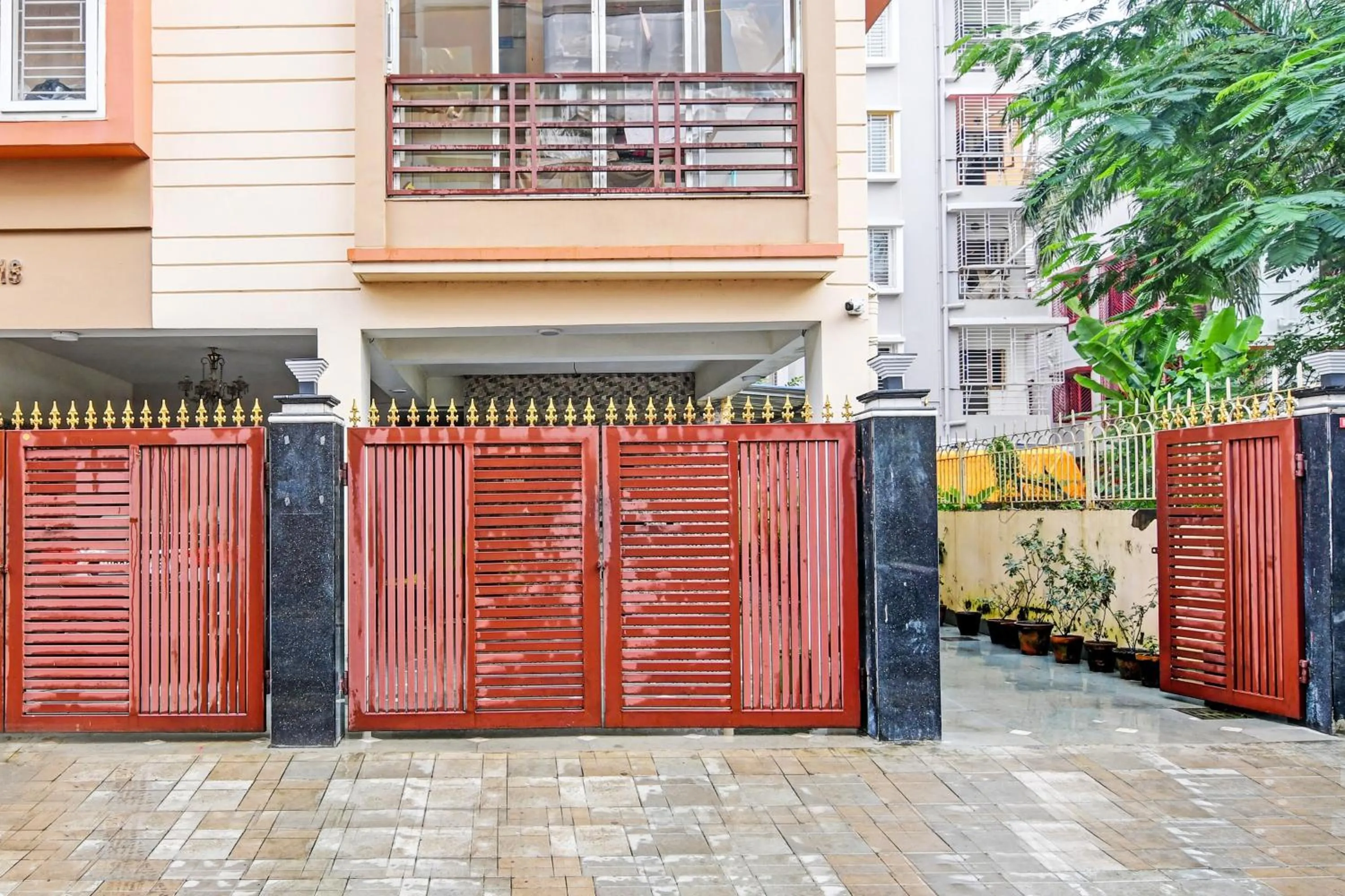 Facade/entrance in Hotel O Annapurna Plaza