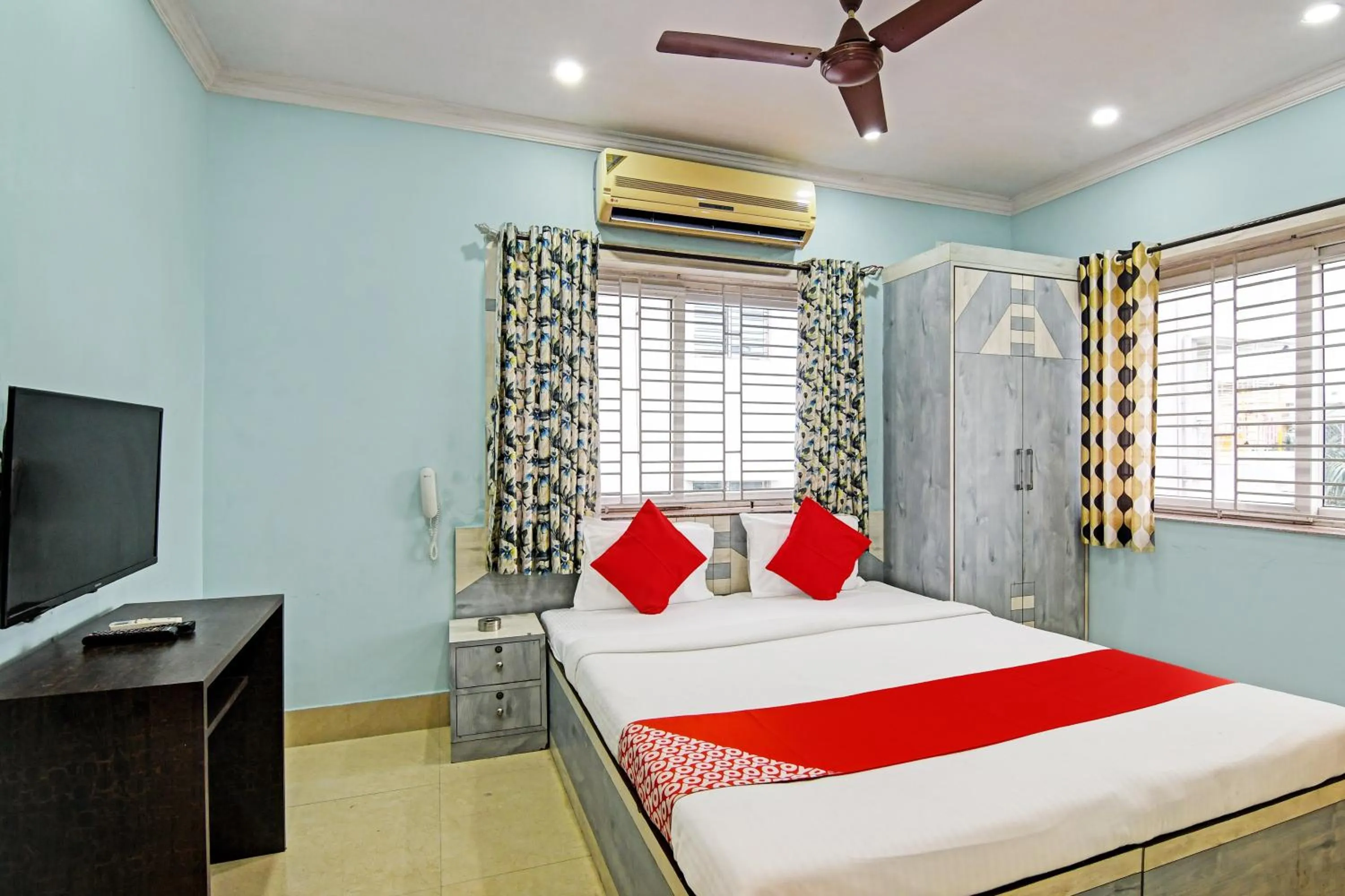 Bedroom in Hotel O Annapurna Plaza