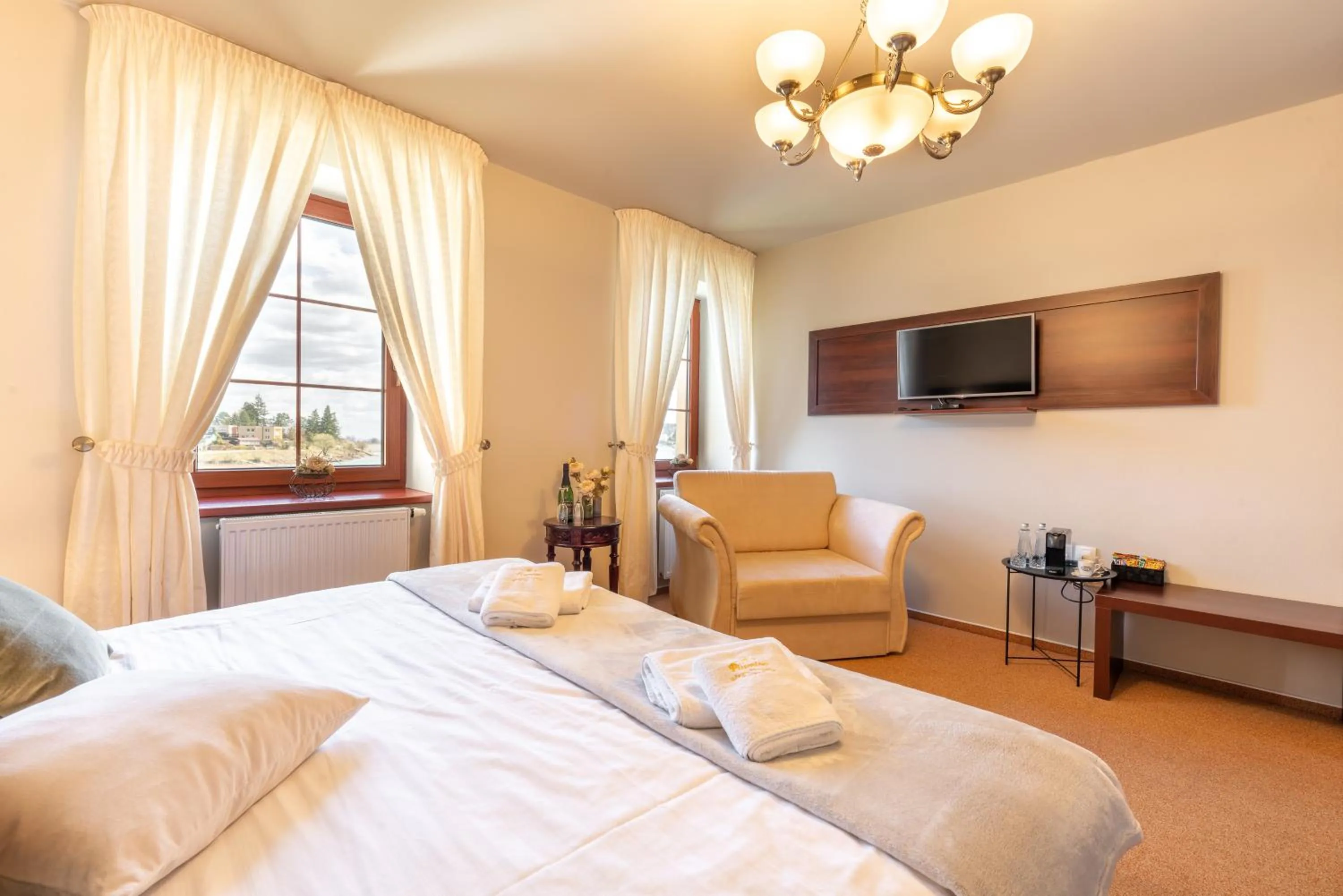 Bed in Hotel Plumlov