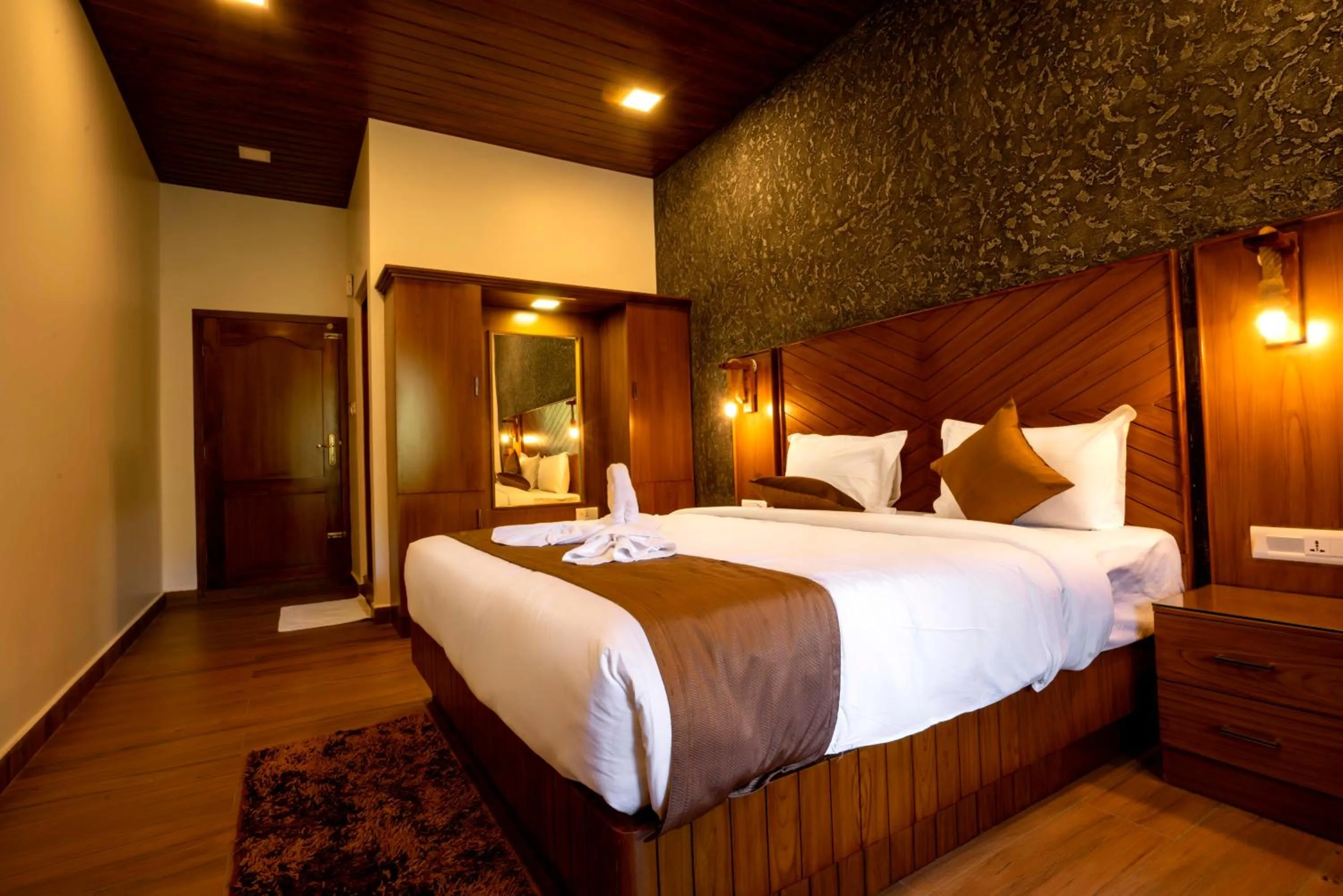 Photo of the whole room, Bed in Stephen's Legacy