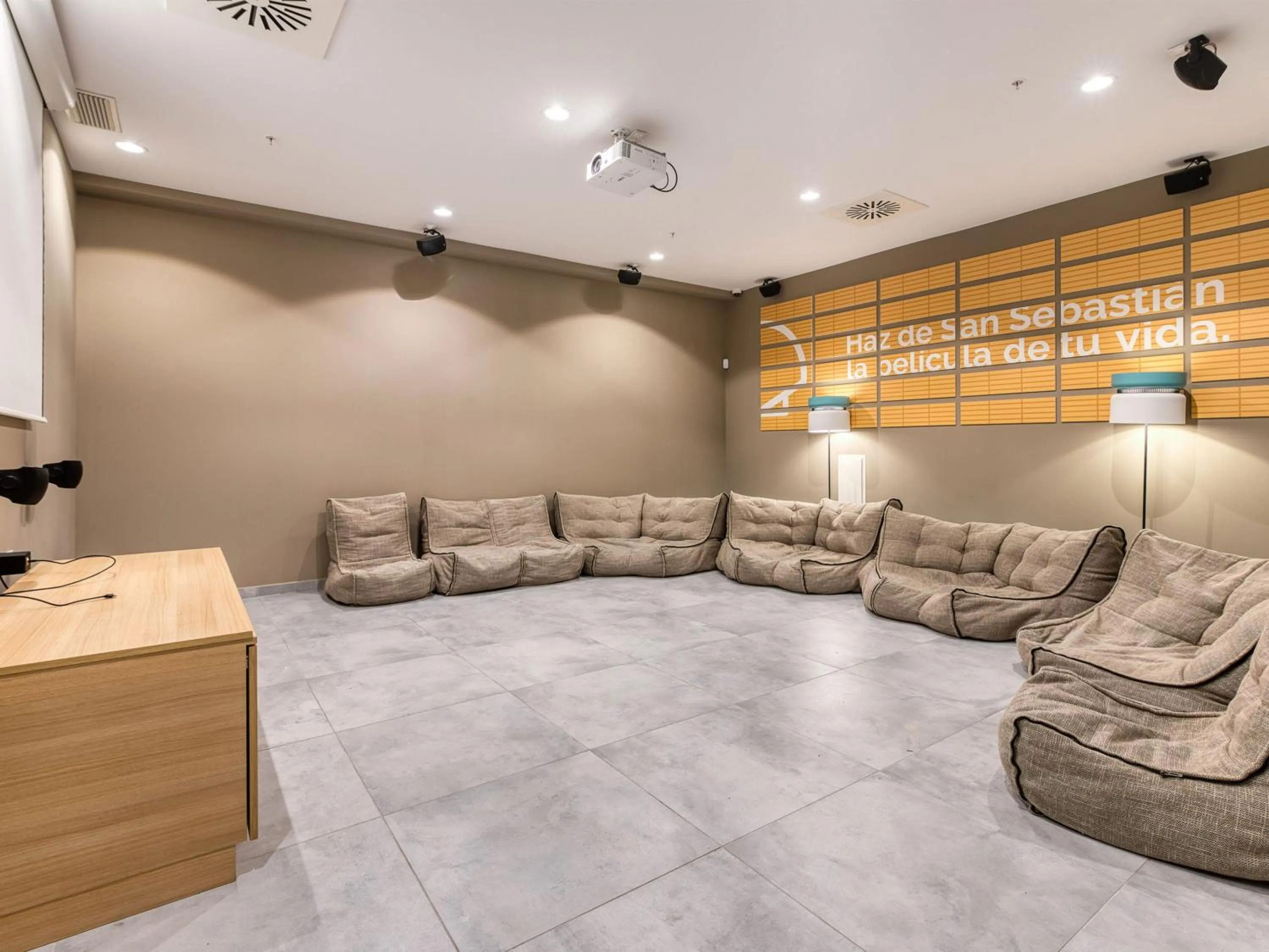 Property building in Livensa Living Studios San Sebastián