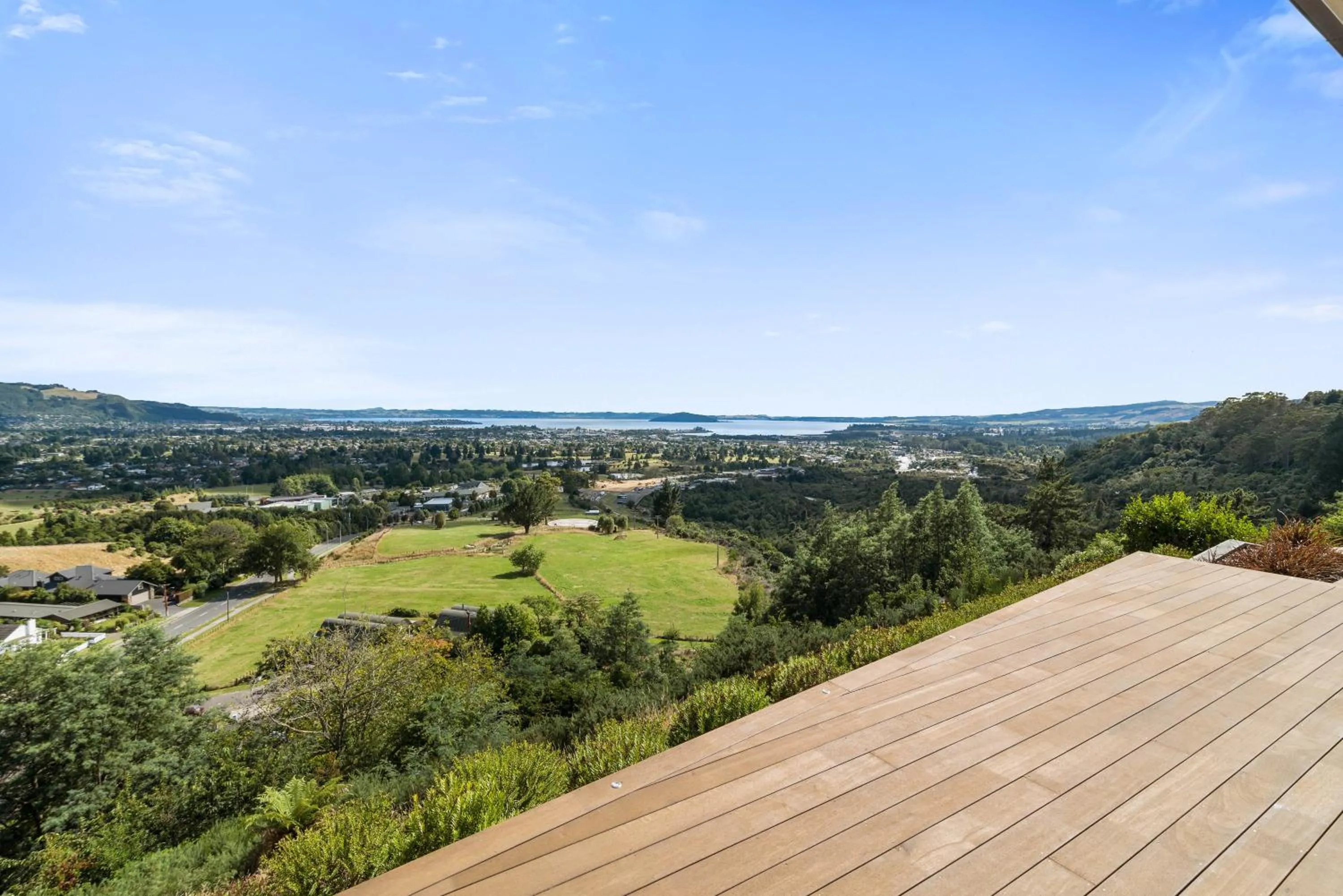 Bird's eye view in Tihi Retreat