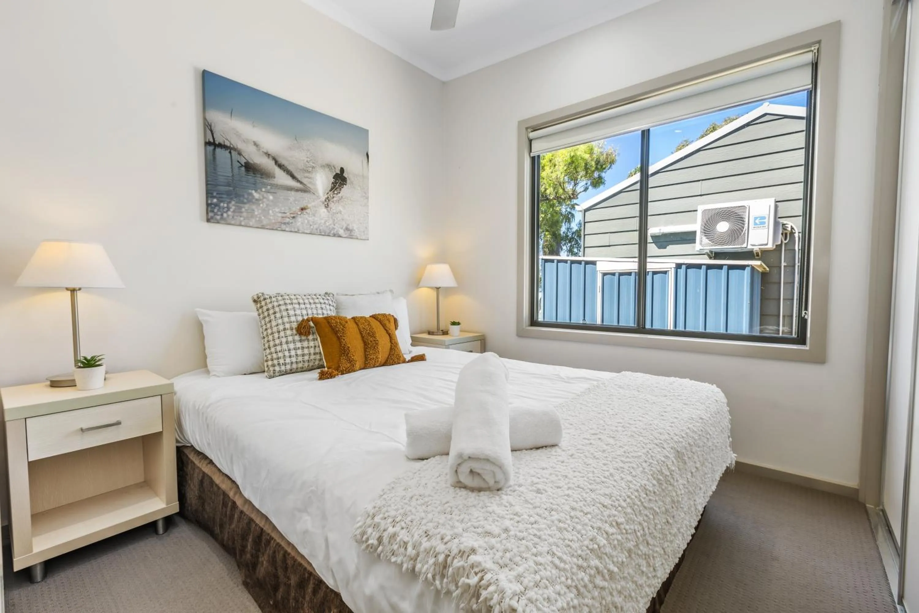 Bedroom, Bed in Tasman Holiday Parks - Lake Mulwala
