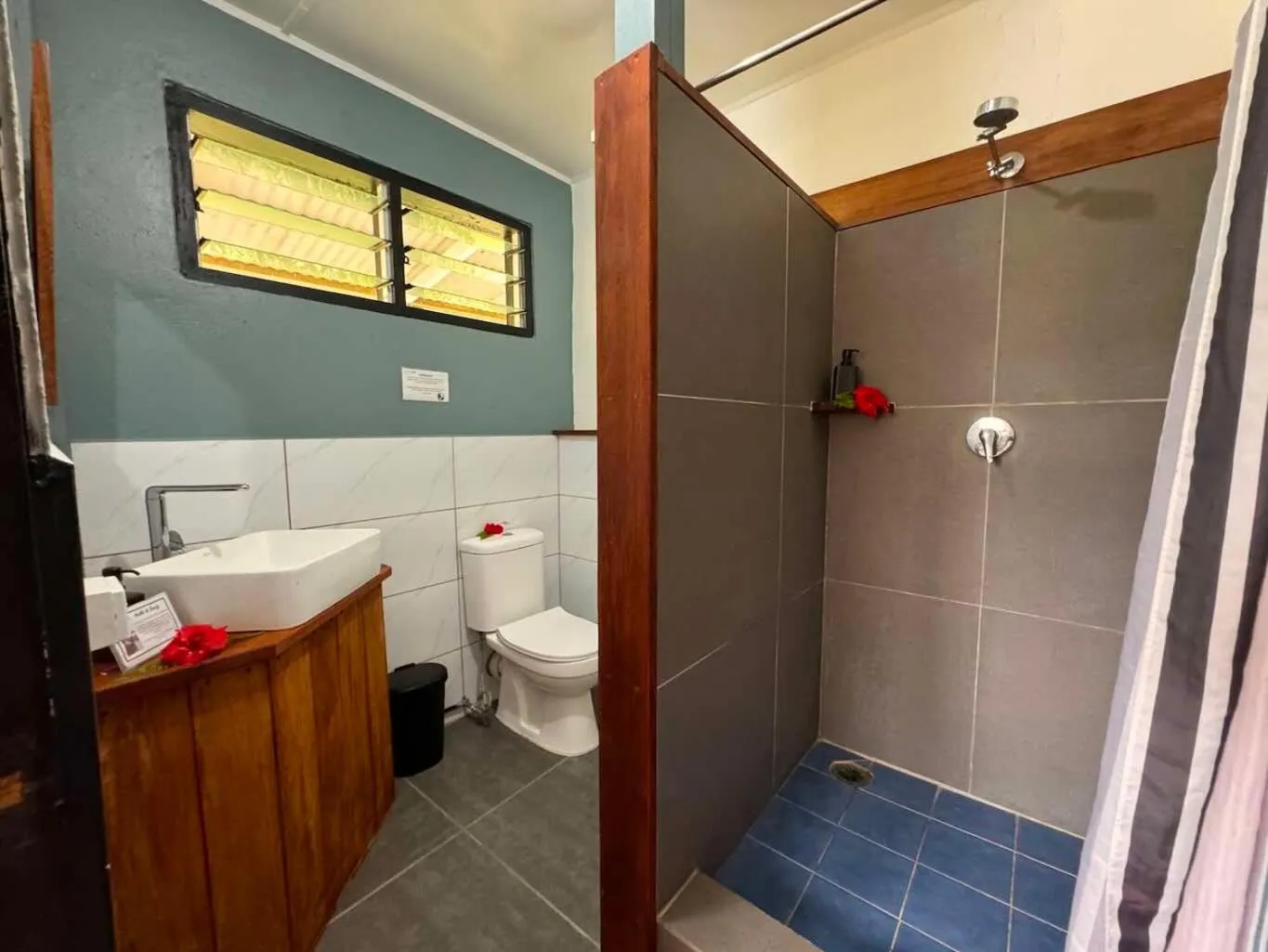 Bathroom in Turtle Bay Lodge