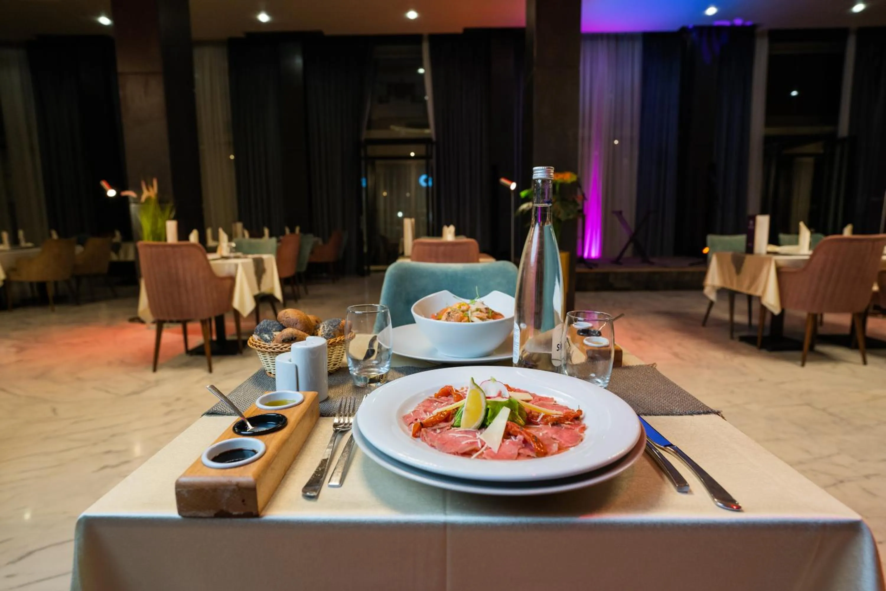 Restaurant/places to eat in Dominium Hivernage Hotel