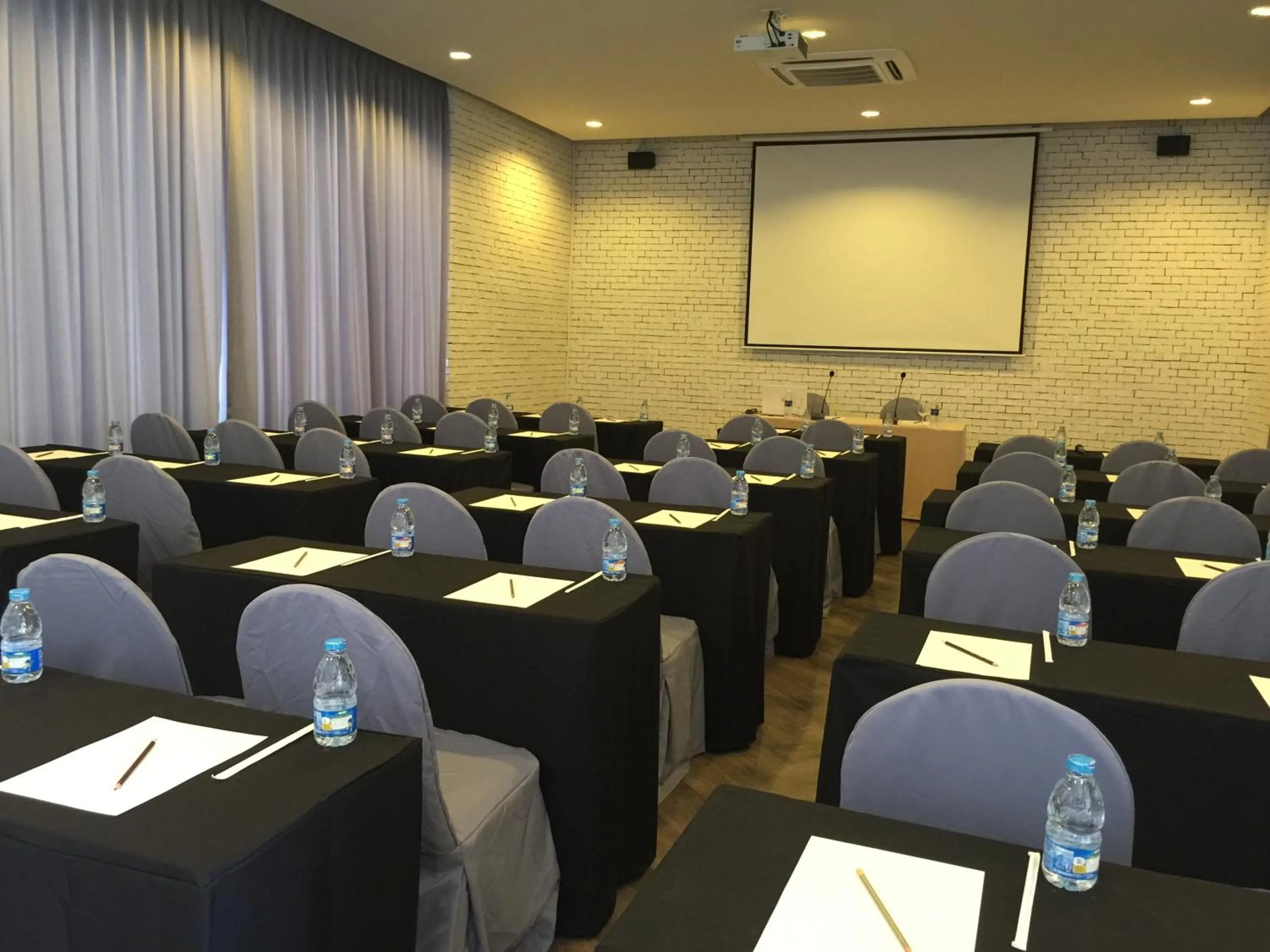 Prairie Hills Resort