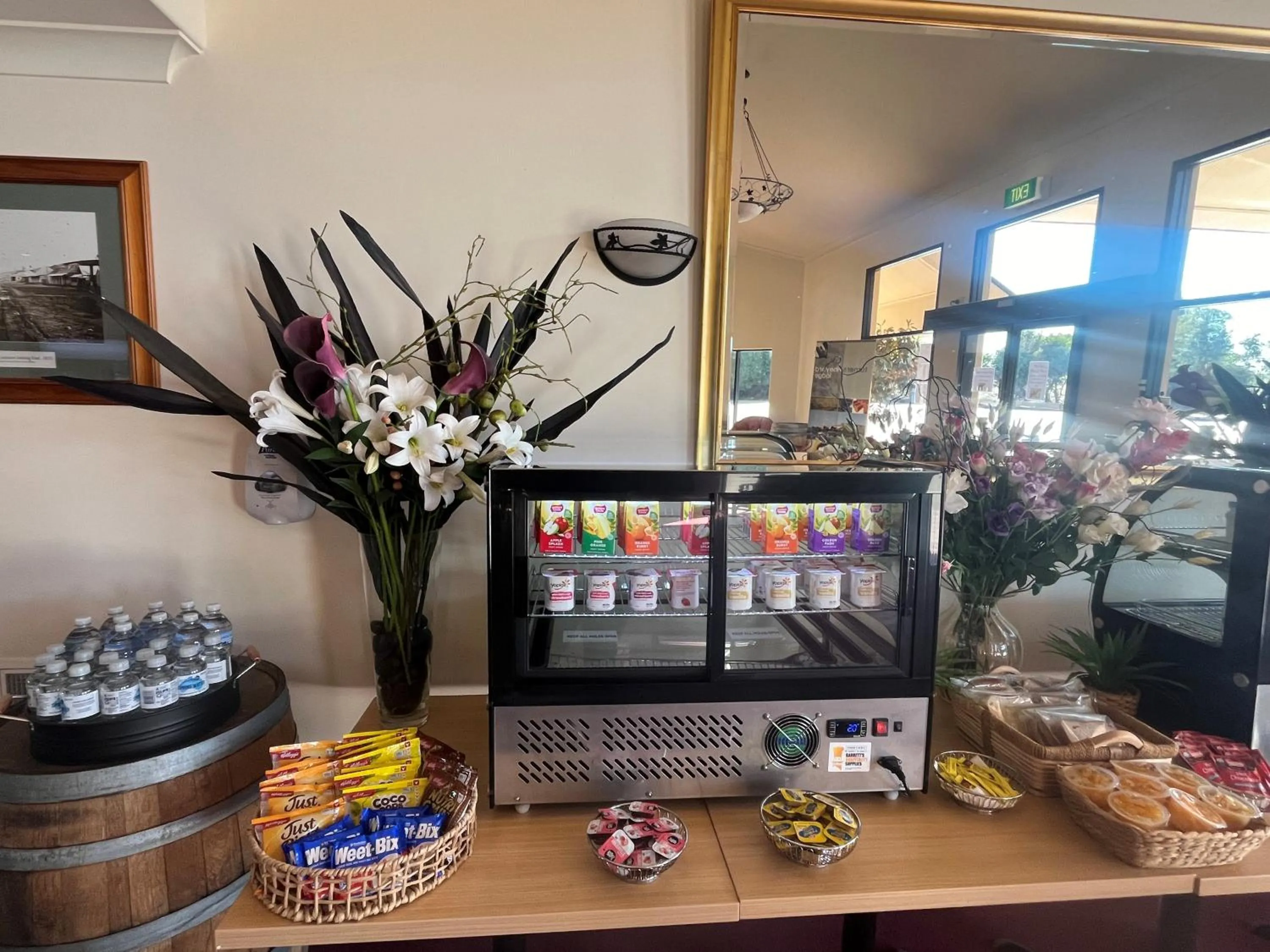 Continental breakfast in Turners Vineyard Motel