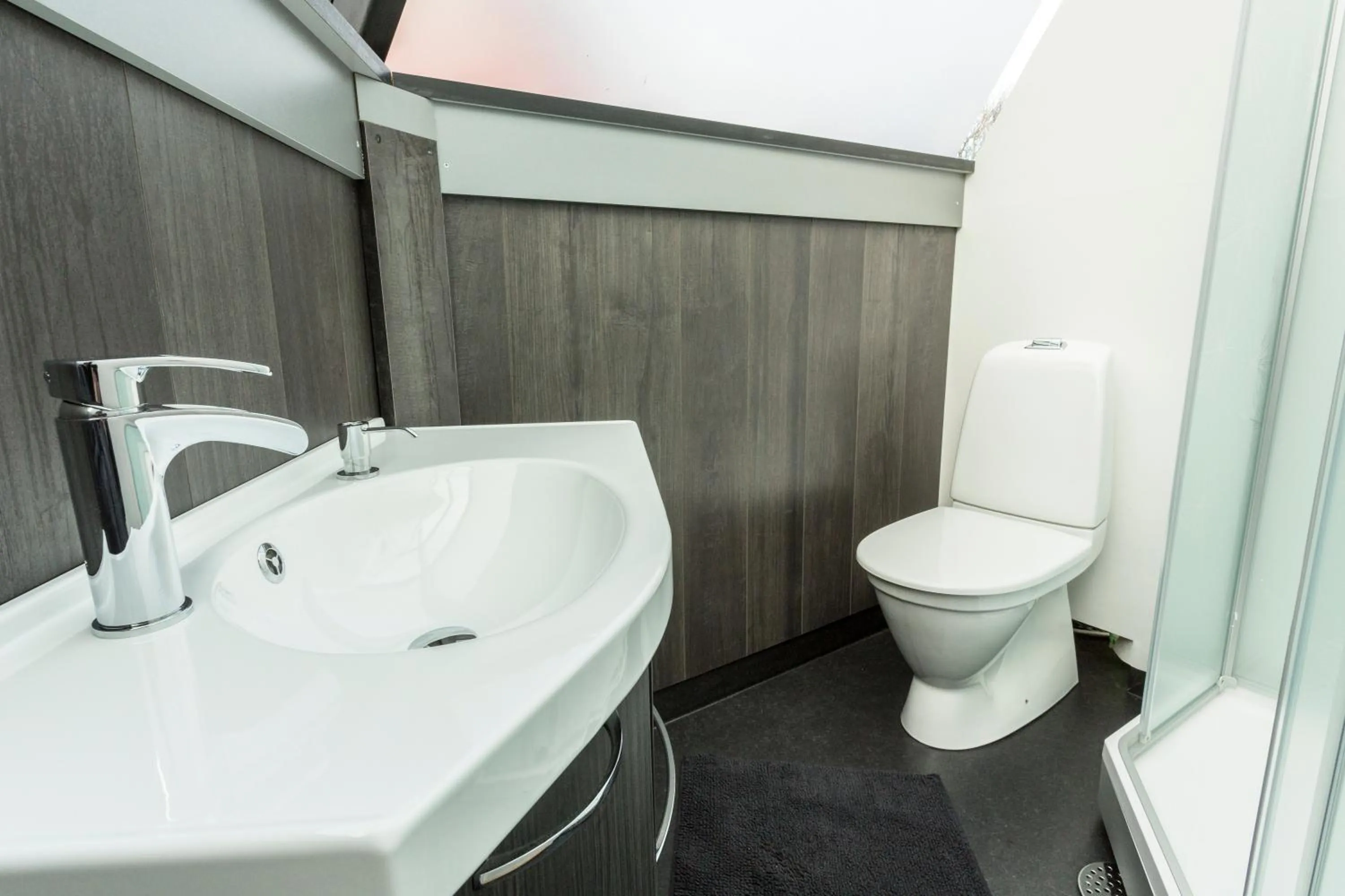 Bathroom in Arctic SnowHotel & Glass Igloos