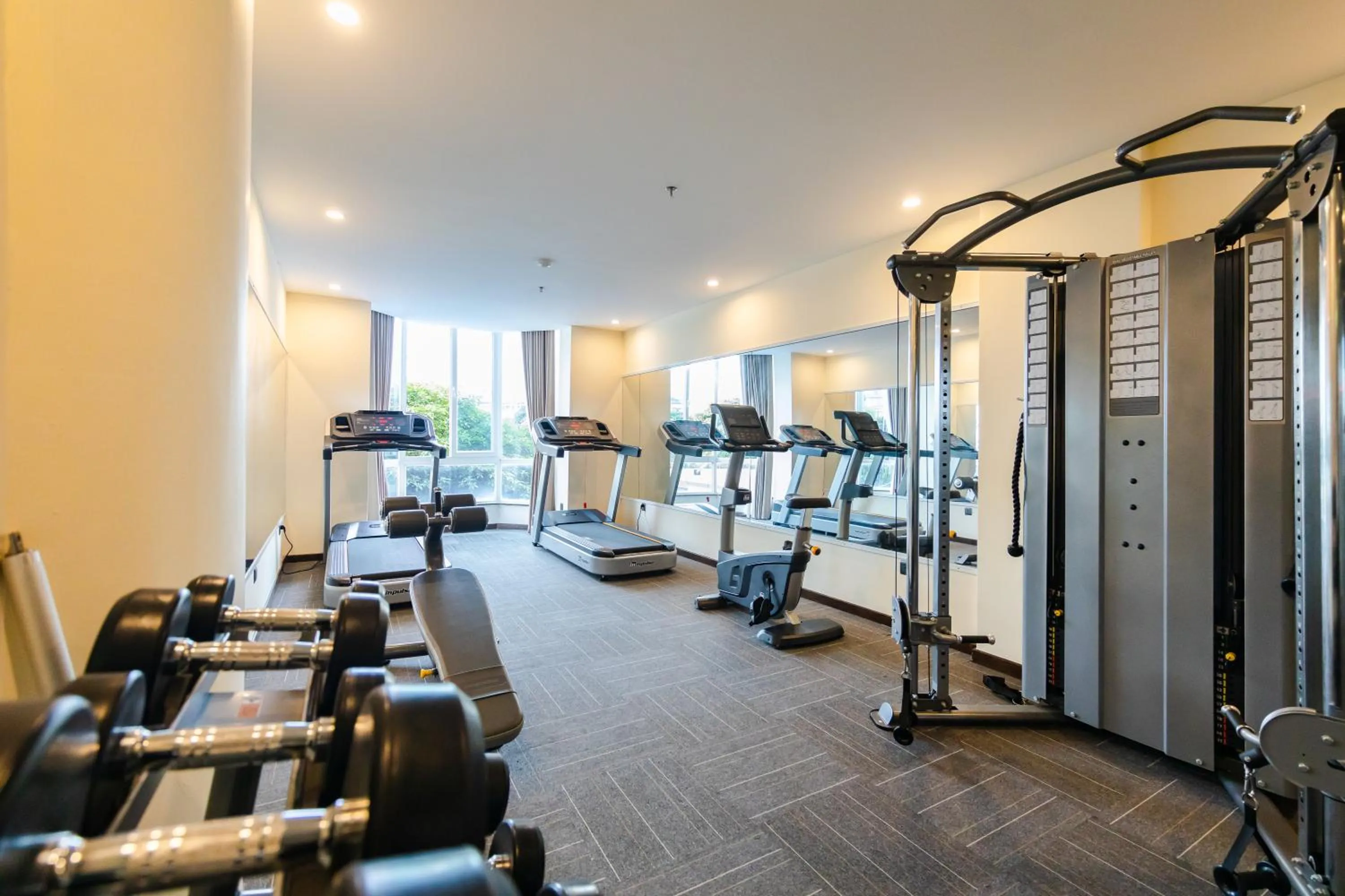 Fitness centre/facilities in Mường Thanh Holiday Suối Mơ Hạ Long