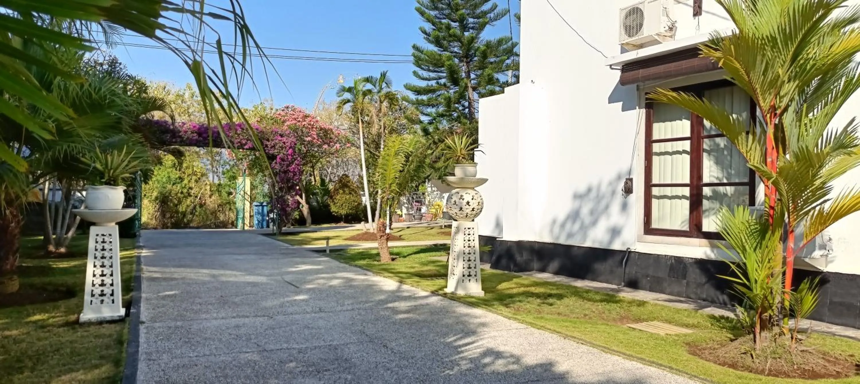 Garden in Villa Lilly Sea View Private Pool