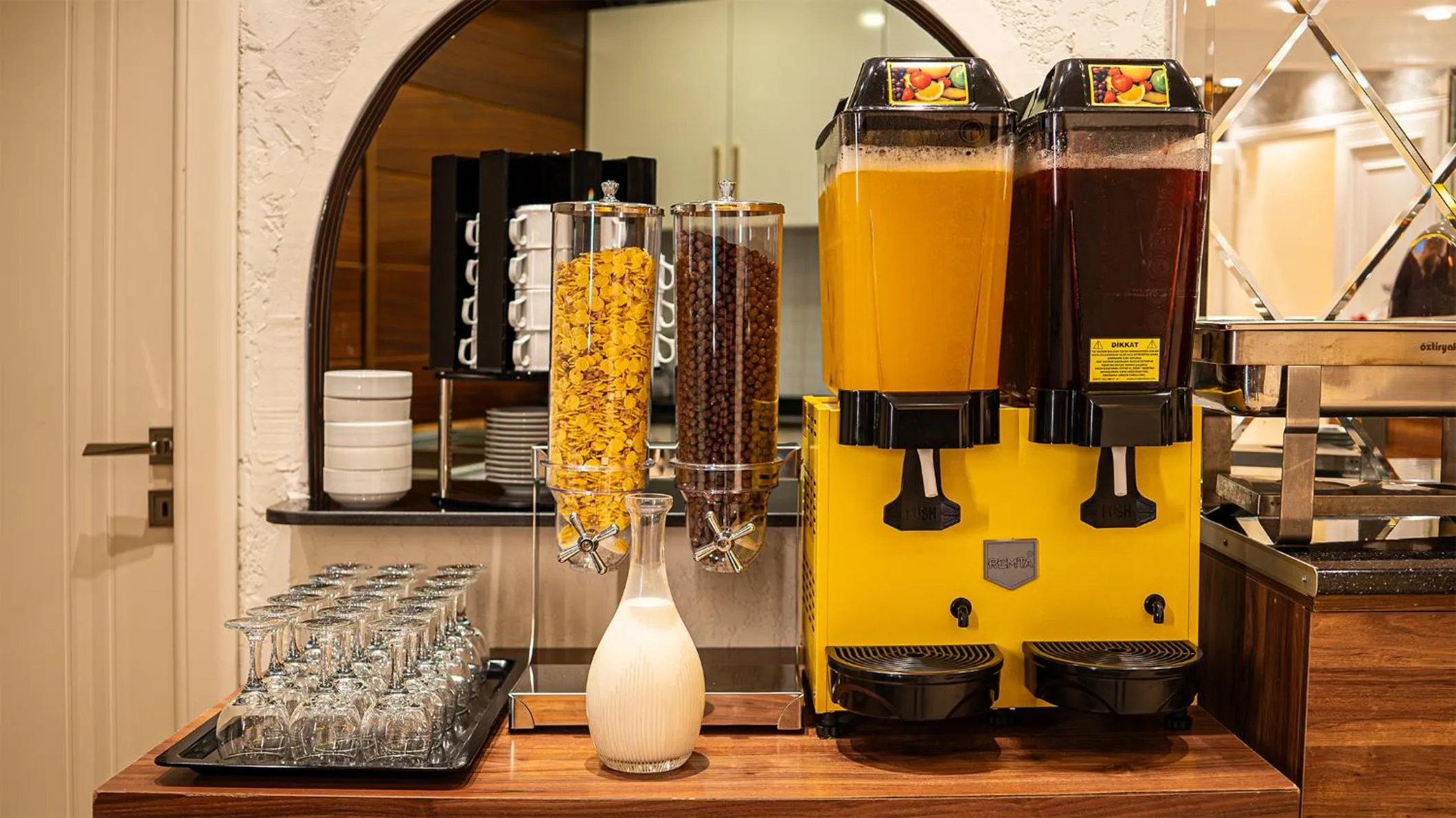 Food and drinks in Ayasofya Hotel - Special Class