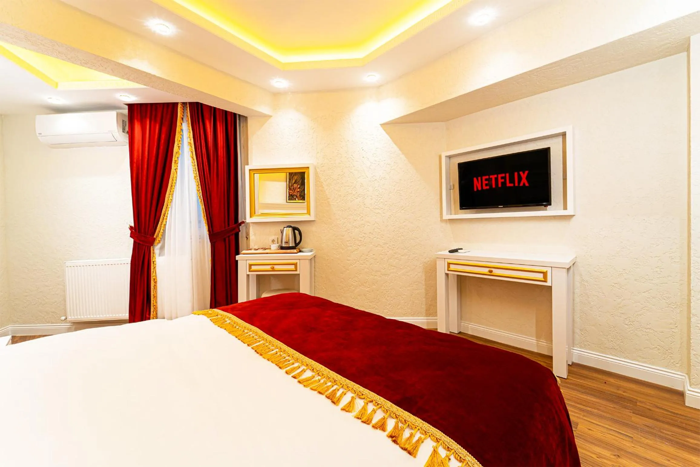 Bed in Ayasofya Hotel - Special Class