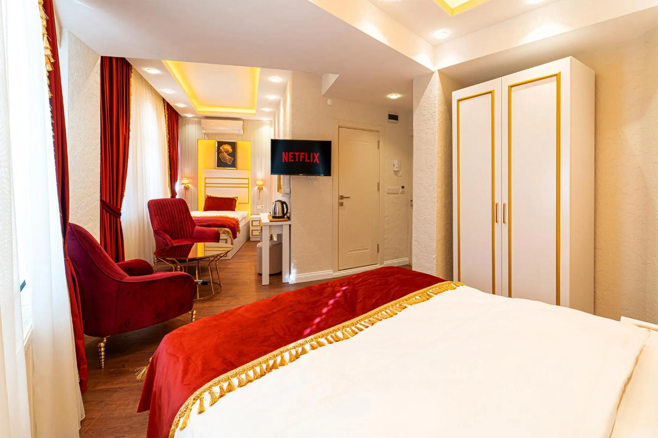 Photo of the whole room, Bed in Ayasofya Hotel - Special Class