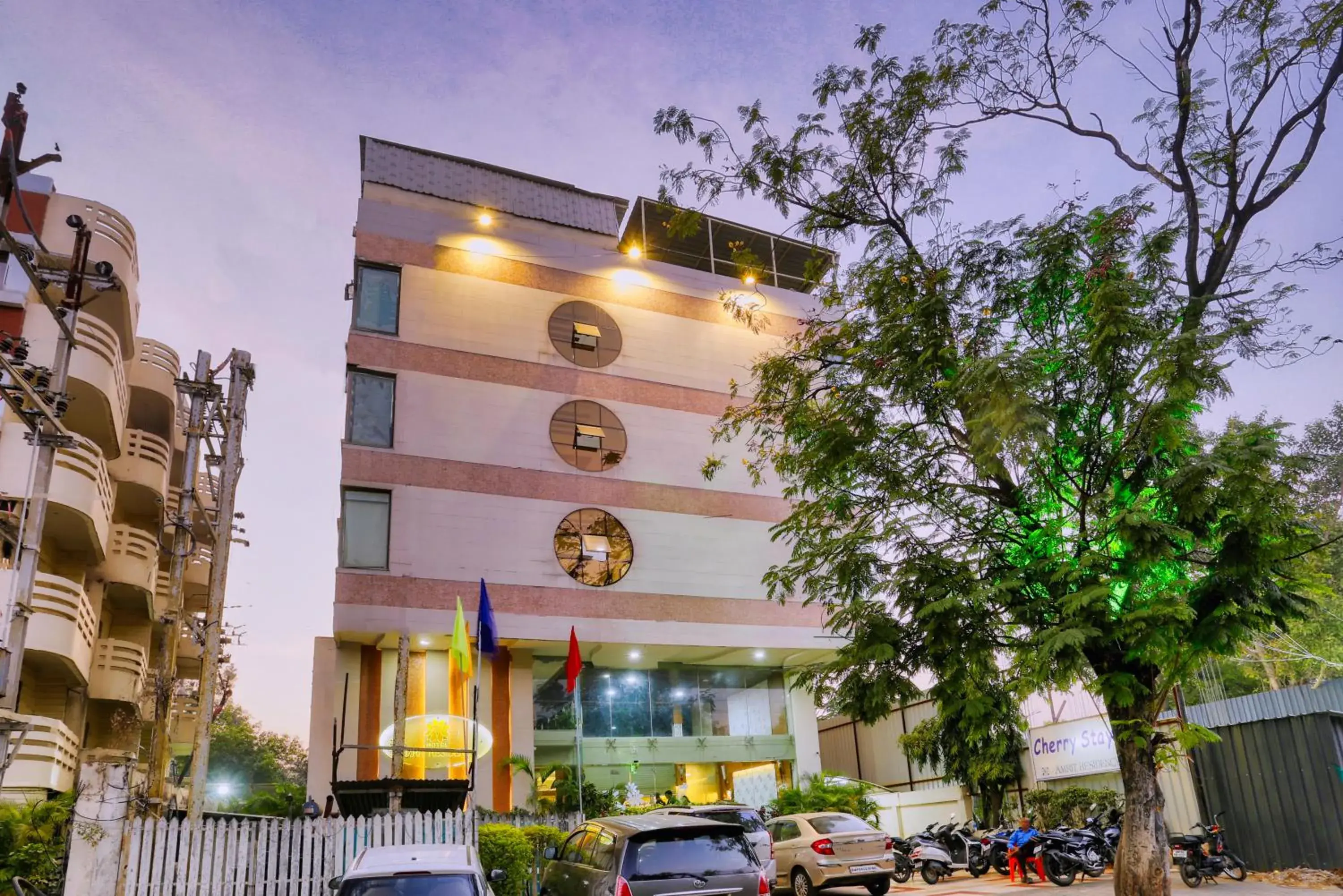 Hotel Amrit Residency Hotel Amrit Residency