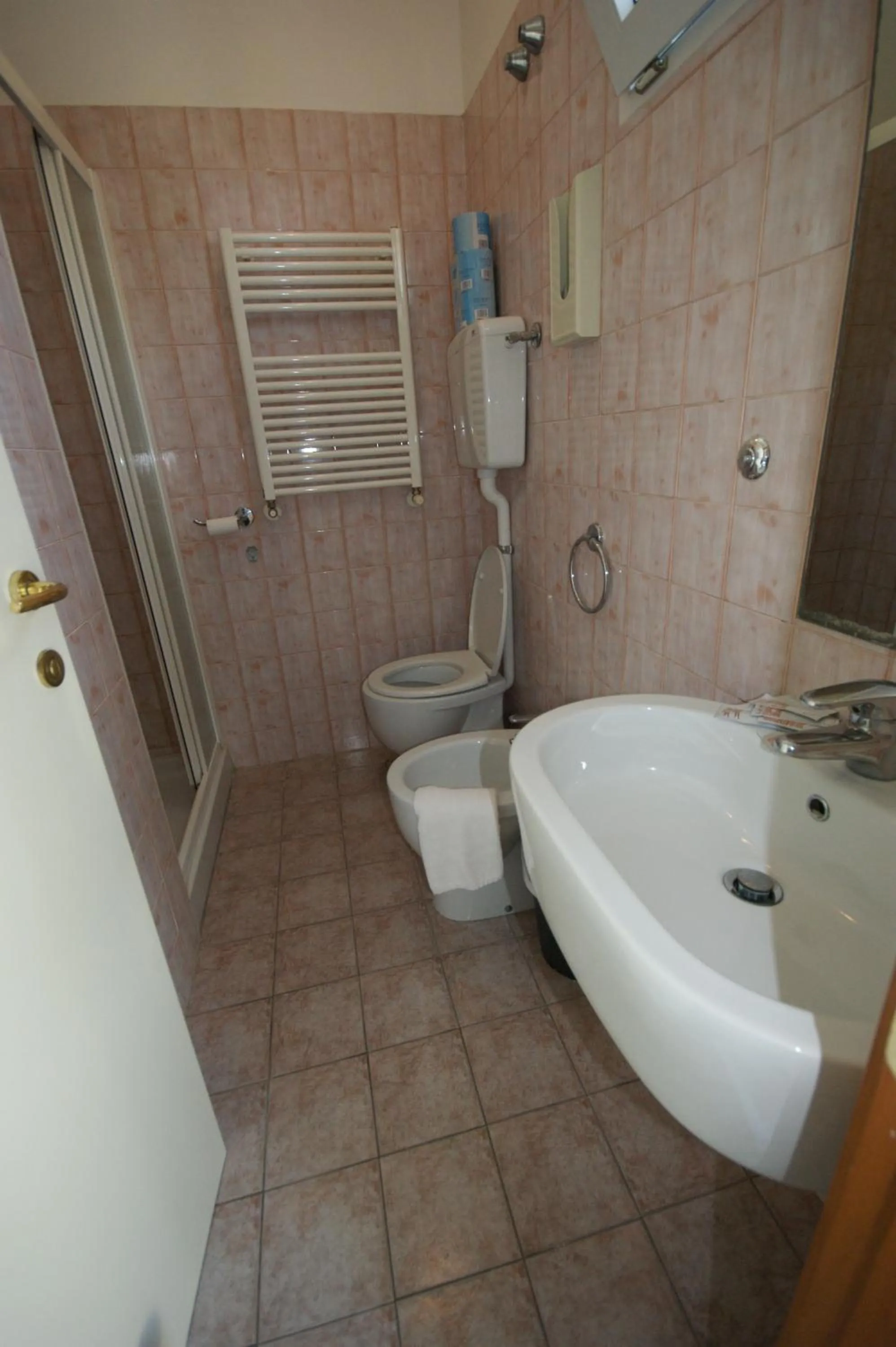 Bathroom in Hotel Marebello