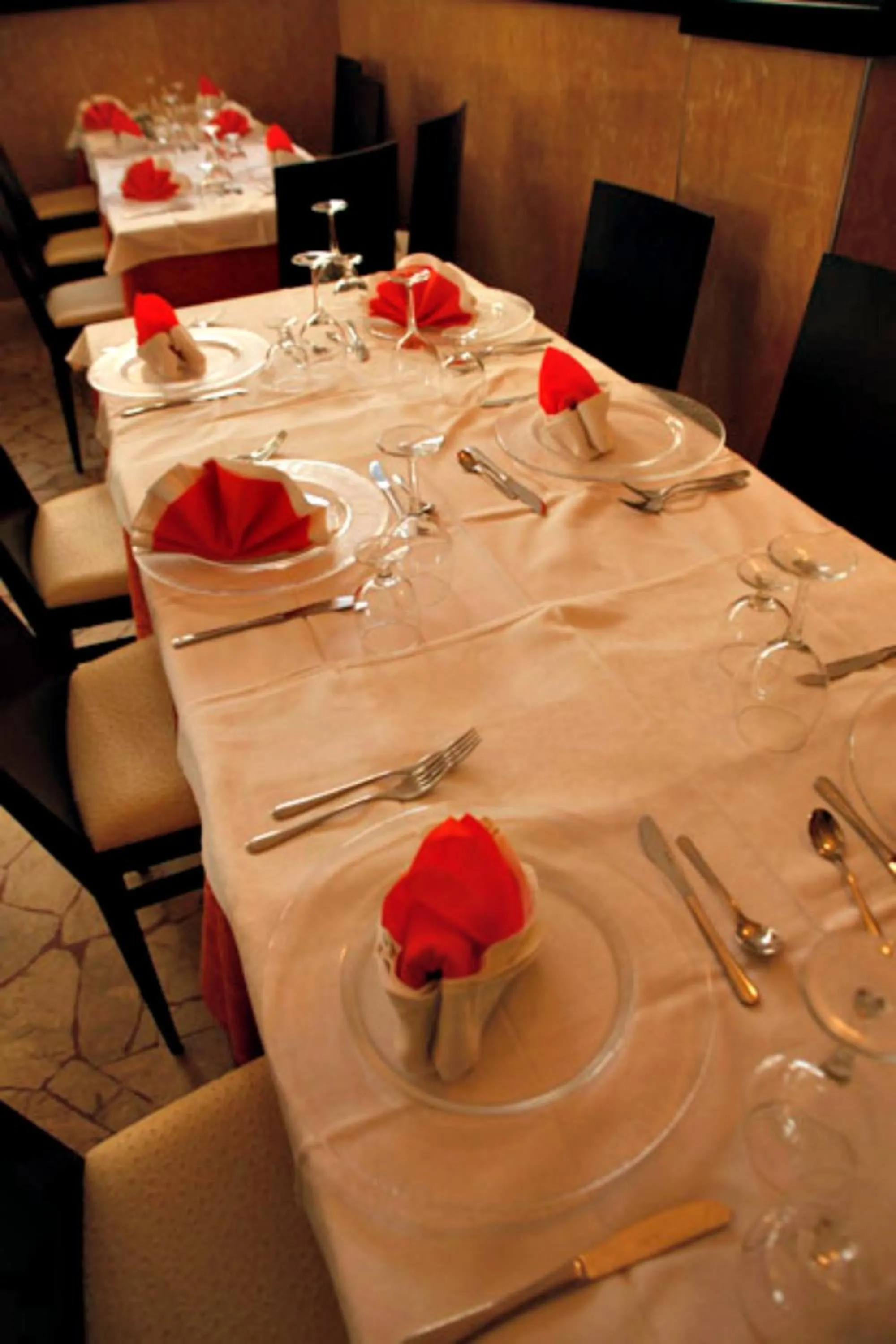 Restaurant/places to eat in Hotel Marebello