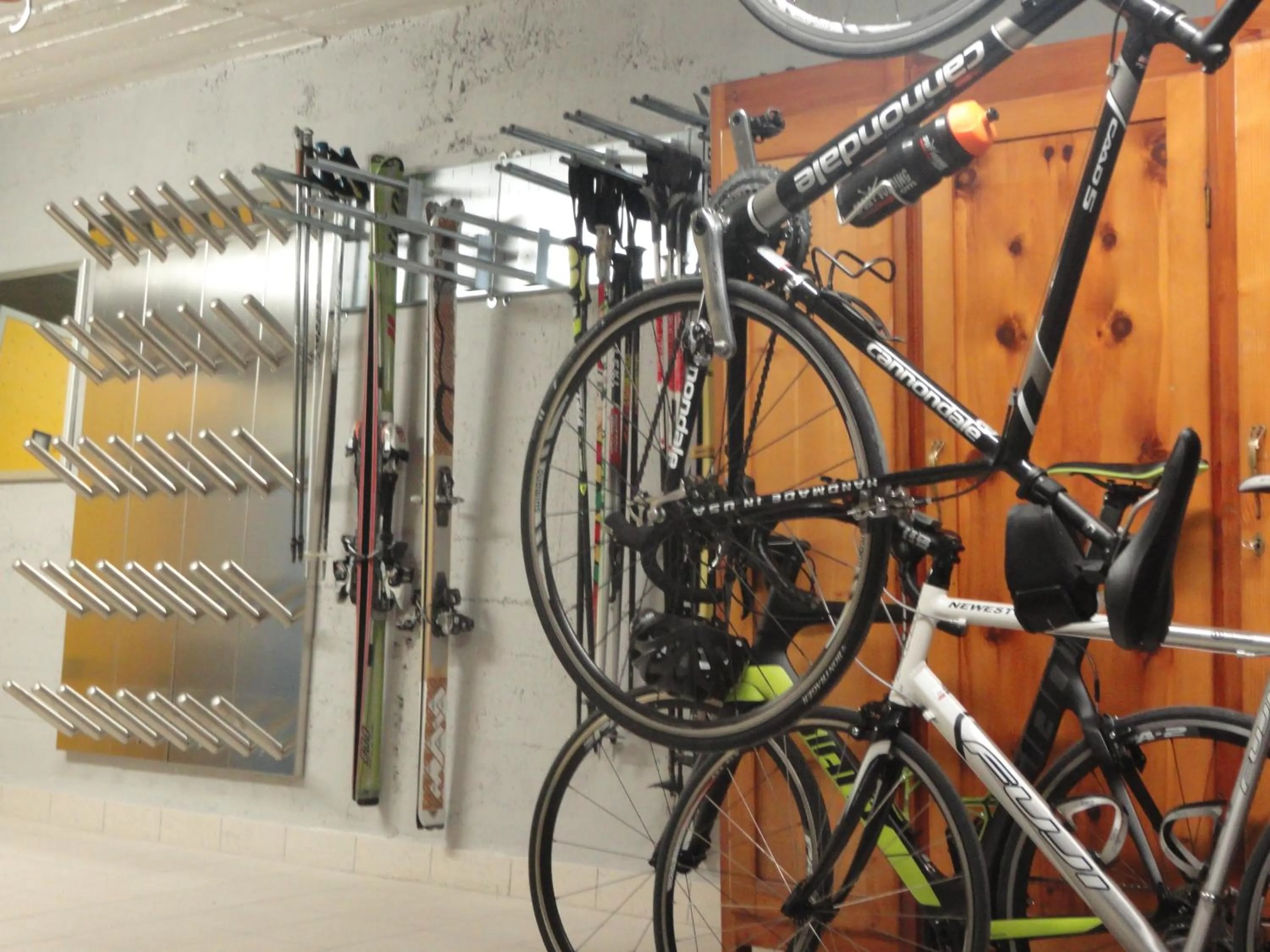 Cycling in La Casa di Armando