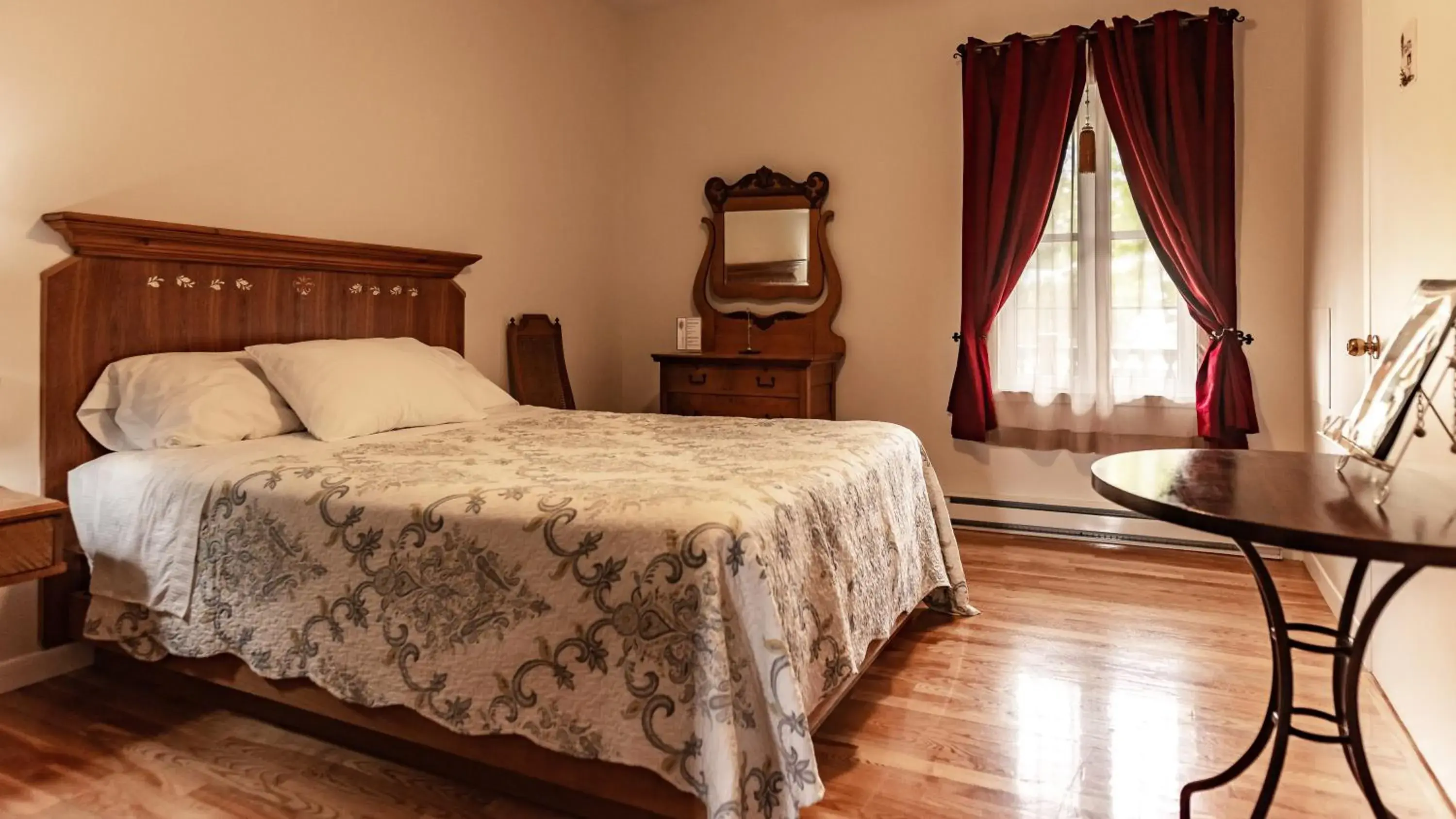 Double Room with Private Bathroom in Auberge Akamaraska Double Room with Private Bathroom in Auberge Akamaraska