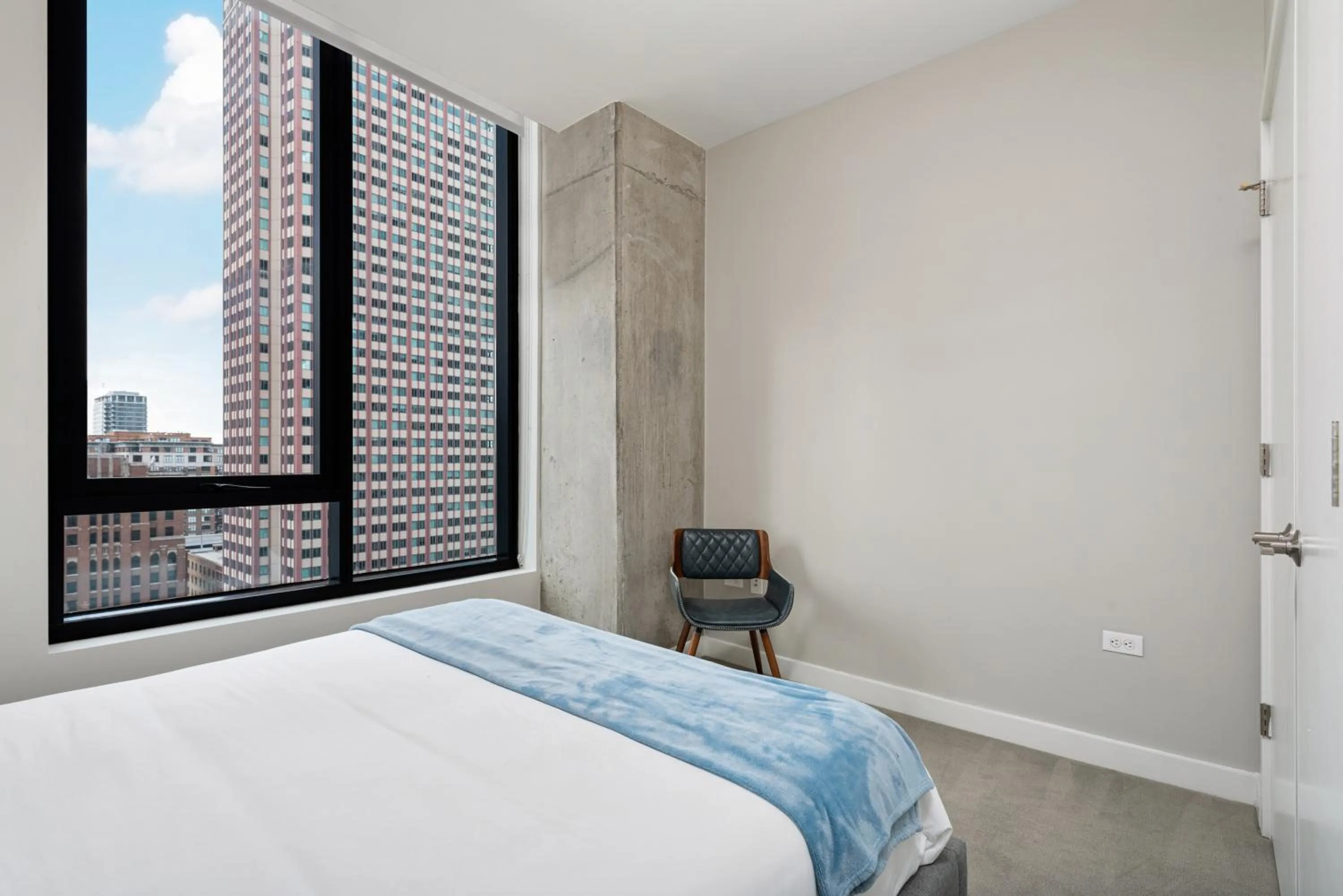 Bedroom, Bed in Aurelien Spacious Apartments in the Heart of Gold Coast