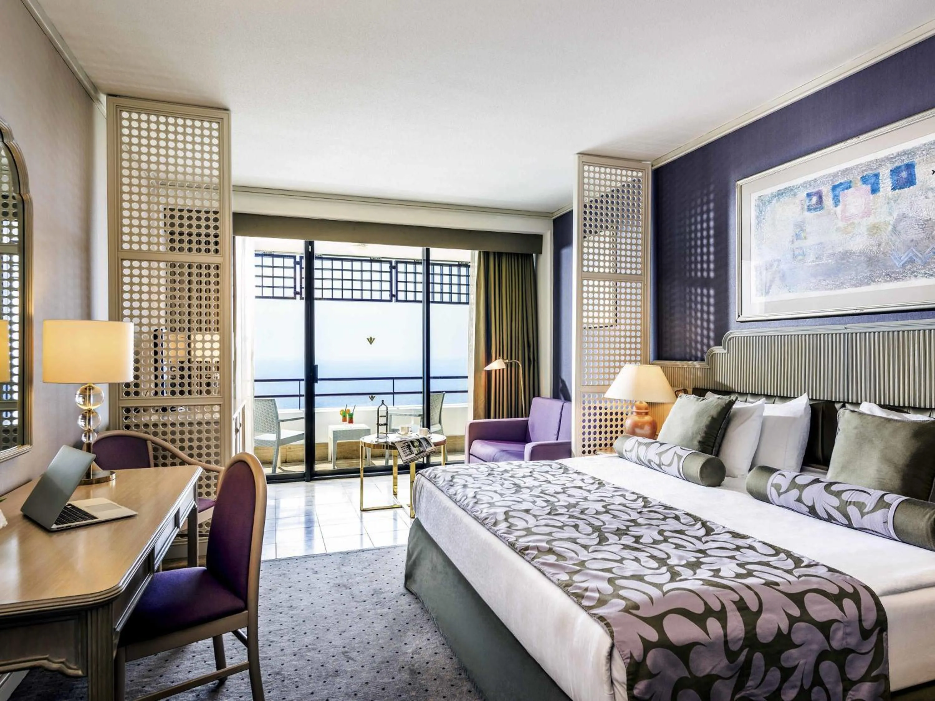 Bedroom, Bed in Rixos Downtown Antalya - The Land Of Legends Access