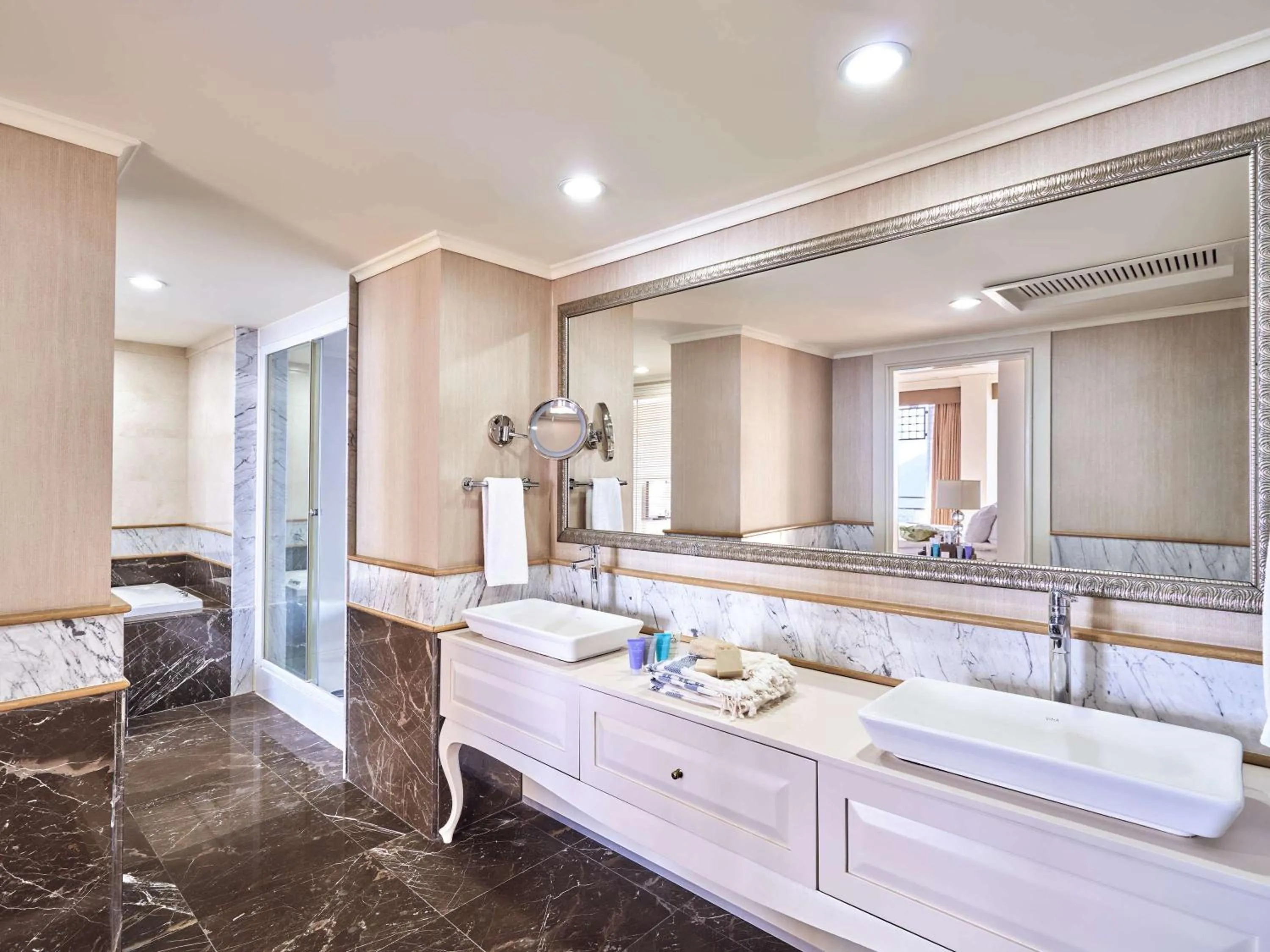 Bathroom in Rixos Downtown Antalya - The Land Of Legends Access